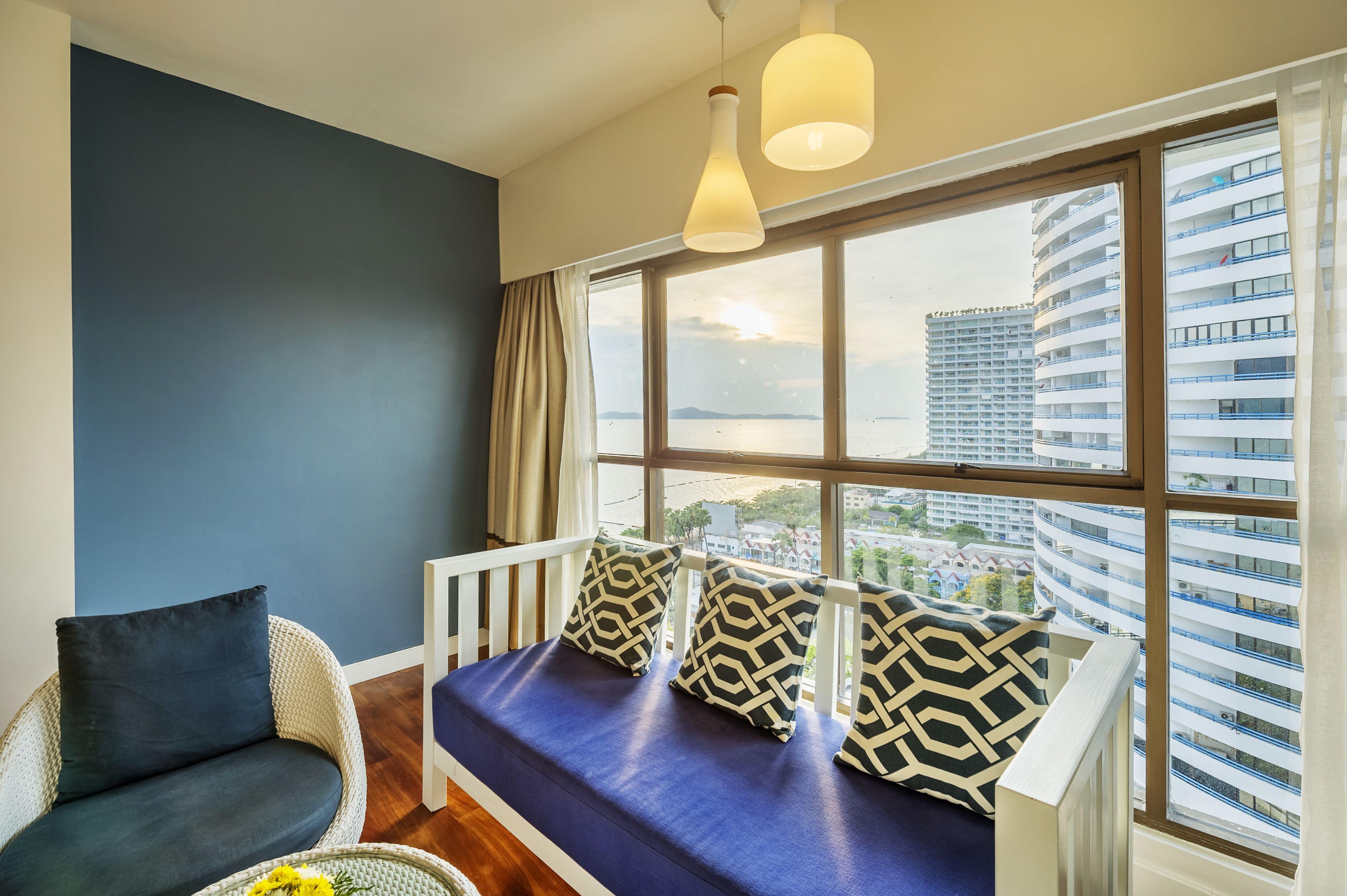 Jomtien Palm Beach Hotel & Resort - Family-Friendly