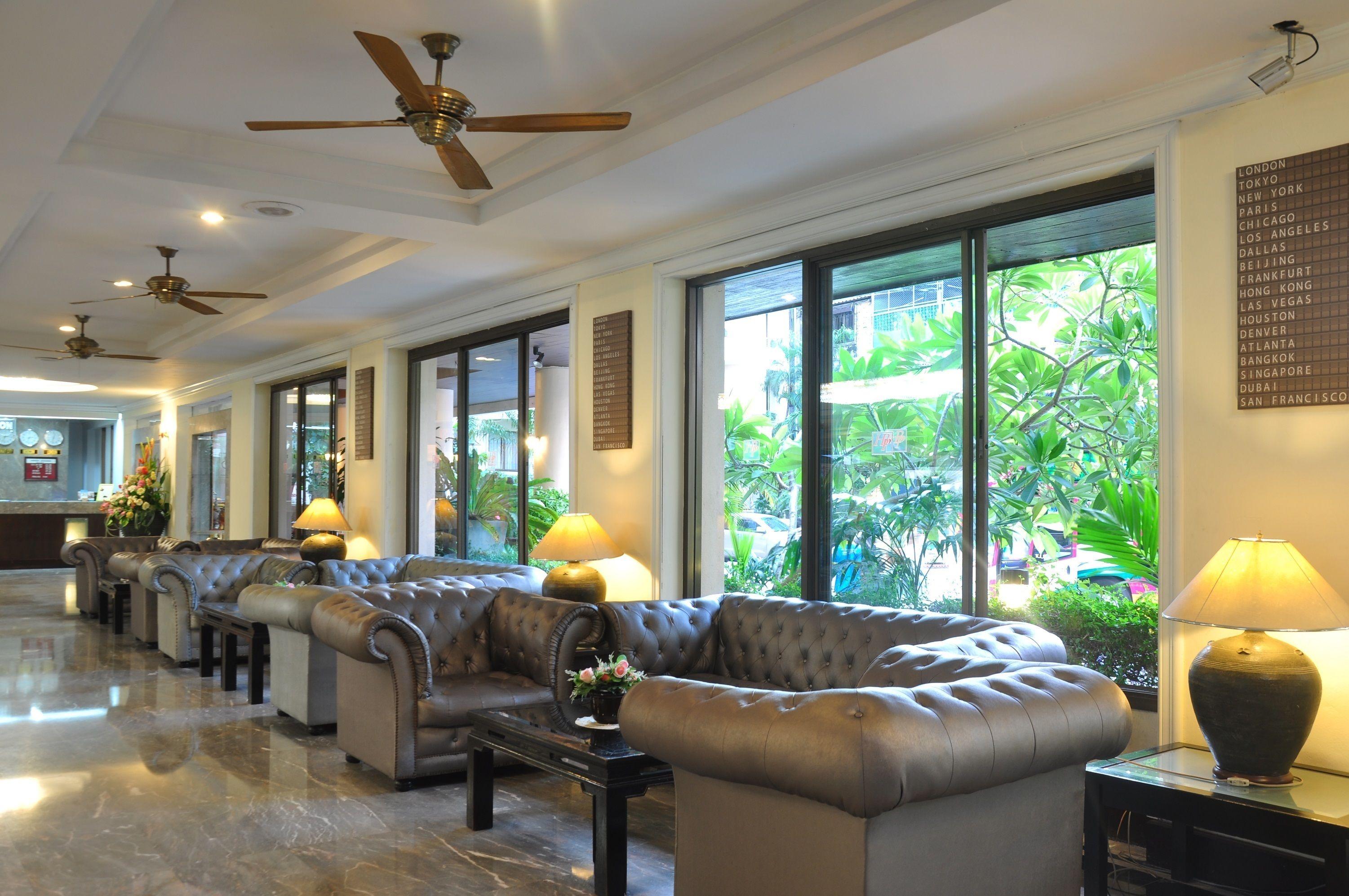 เดอะเบเวอร์ลีโฮเทลพัทยา 4* Pattaya