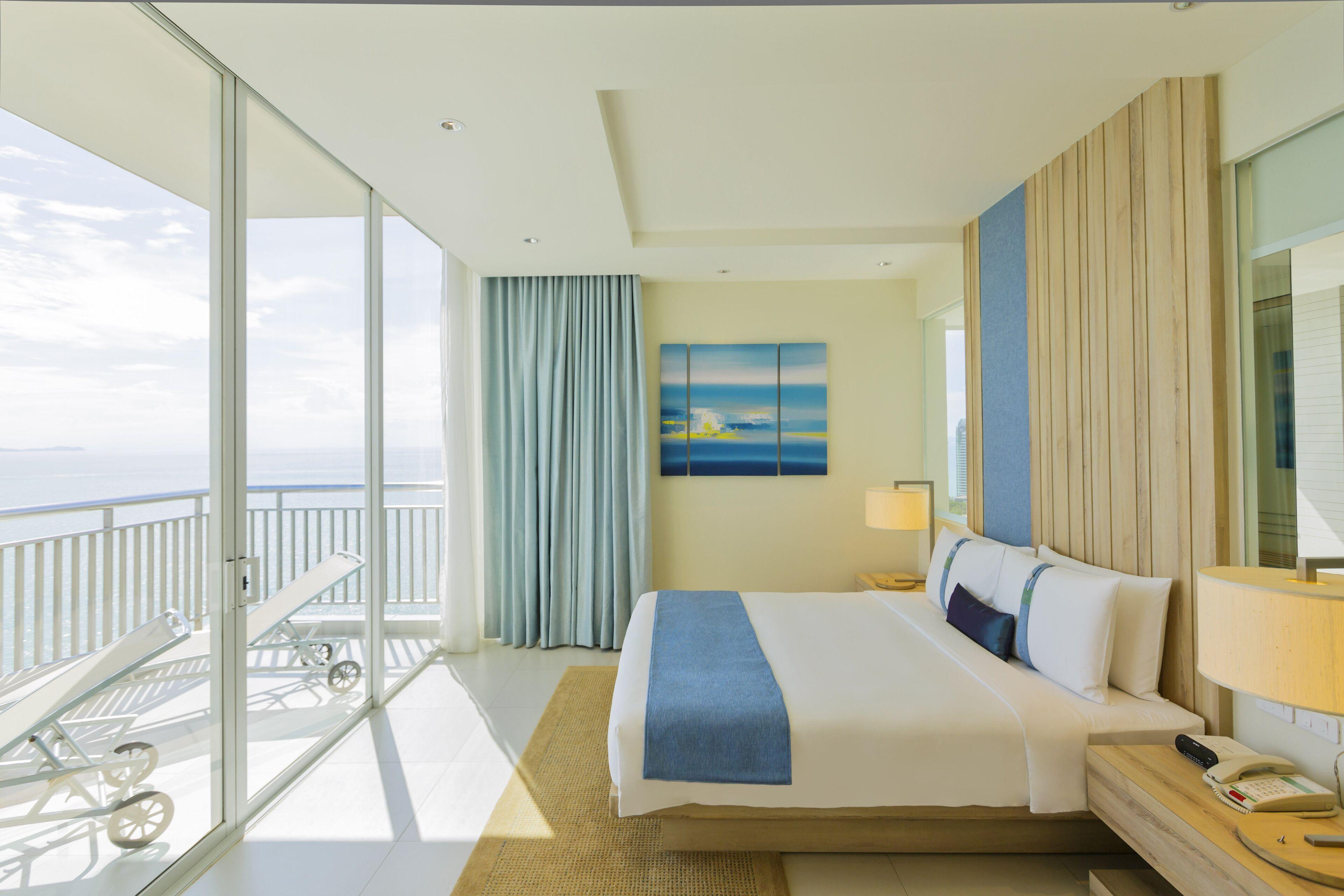 Hotel By Ihg Pattaya