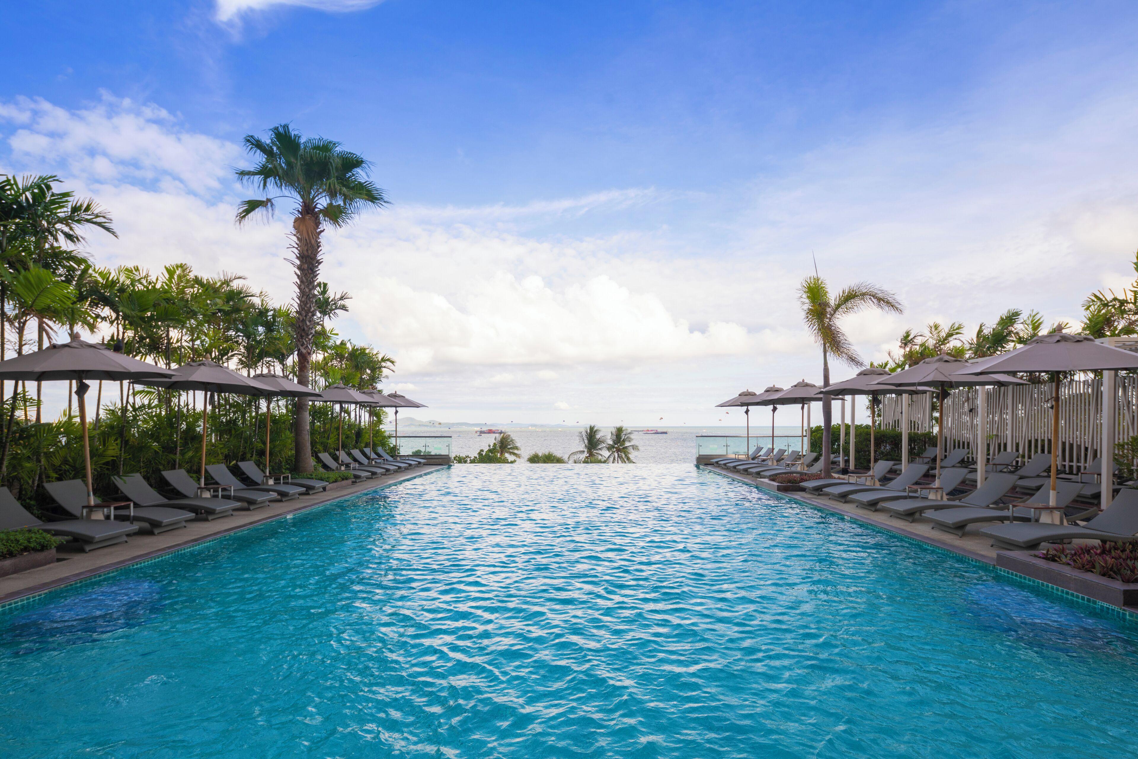 Hotel By Ihg 5*