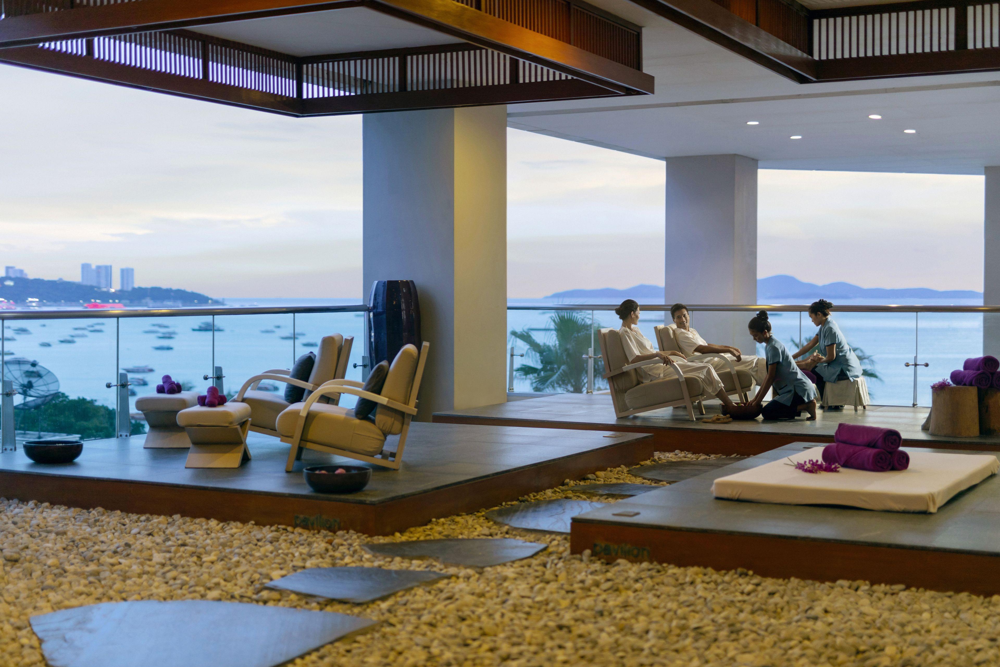 By Ihg 5*