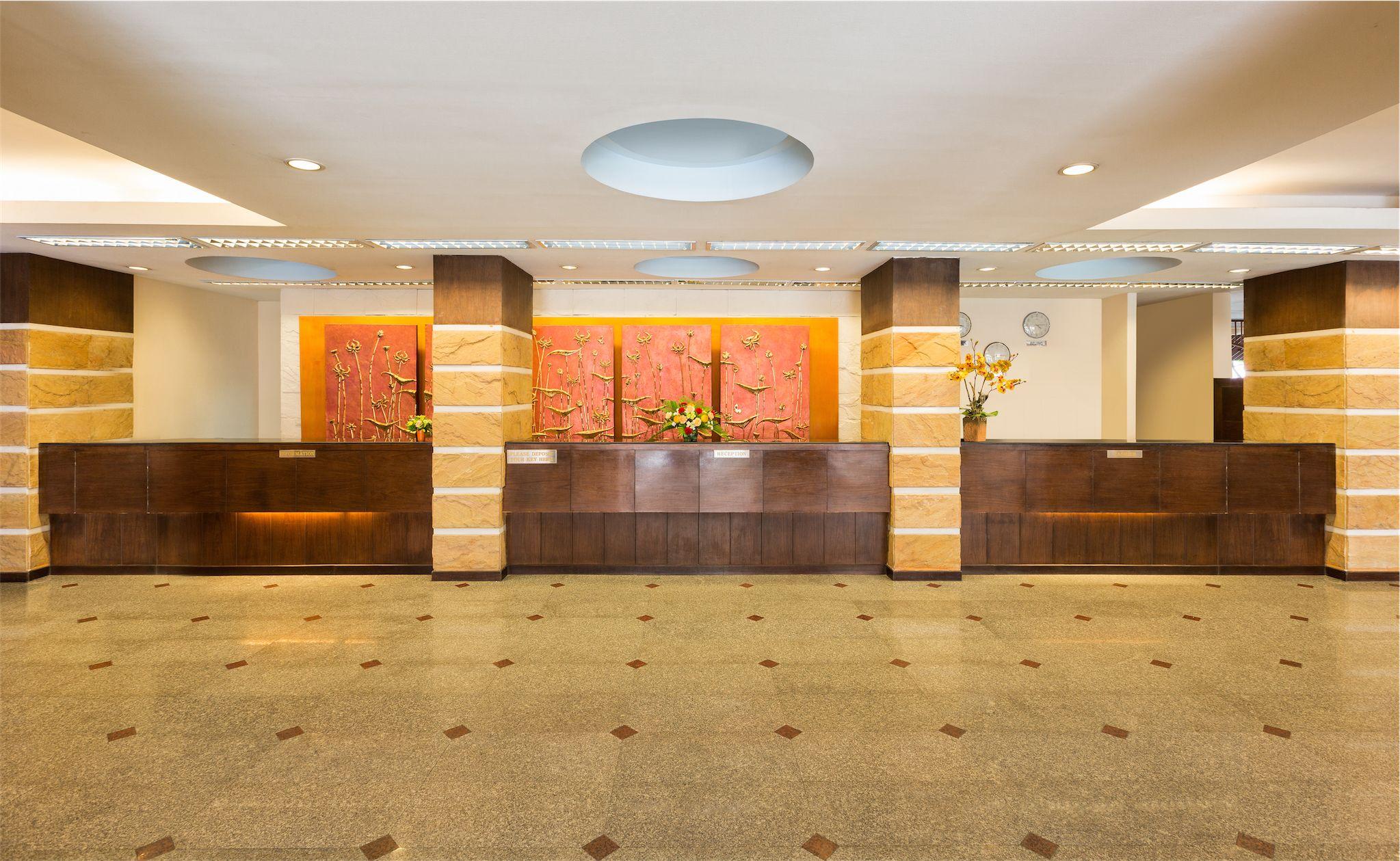 Hotel Eastern Grand Palace 4*