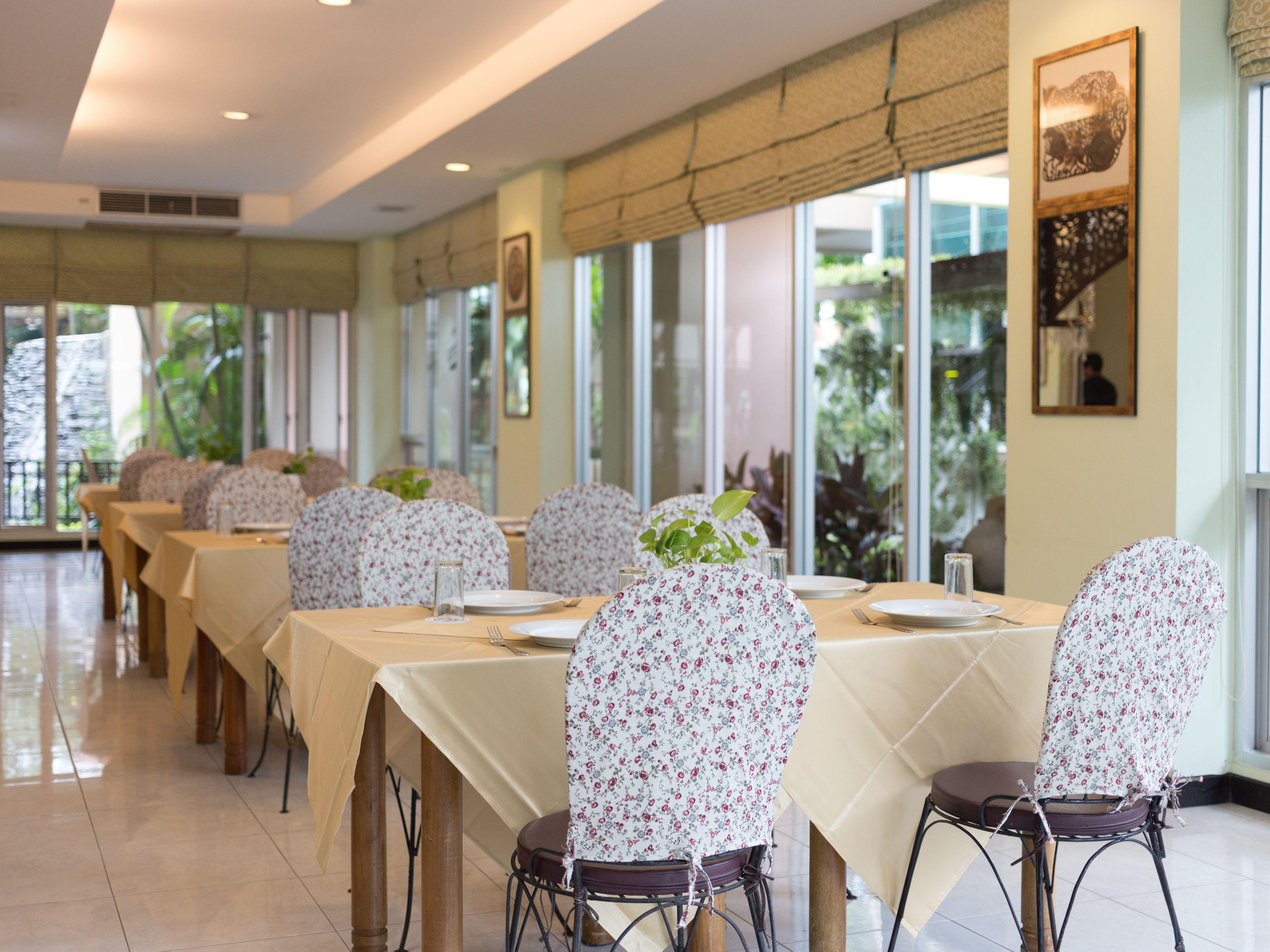 Hotel Eastern Grand Palace