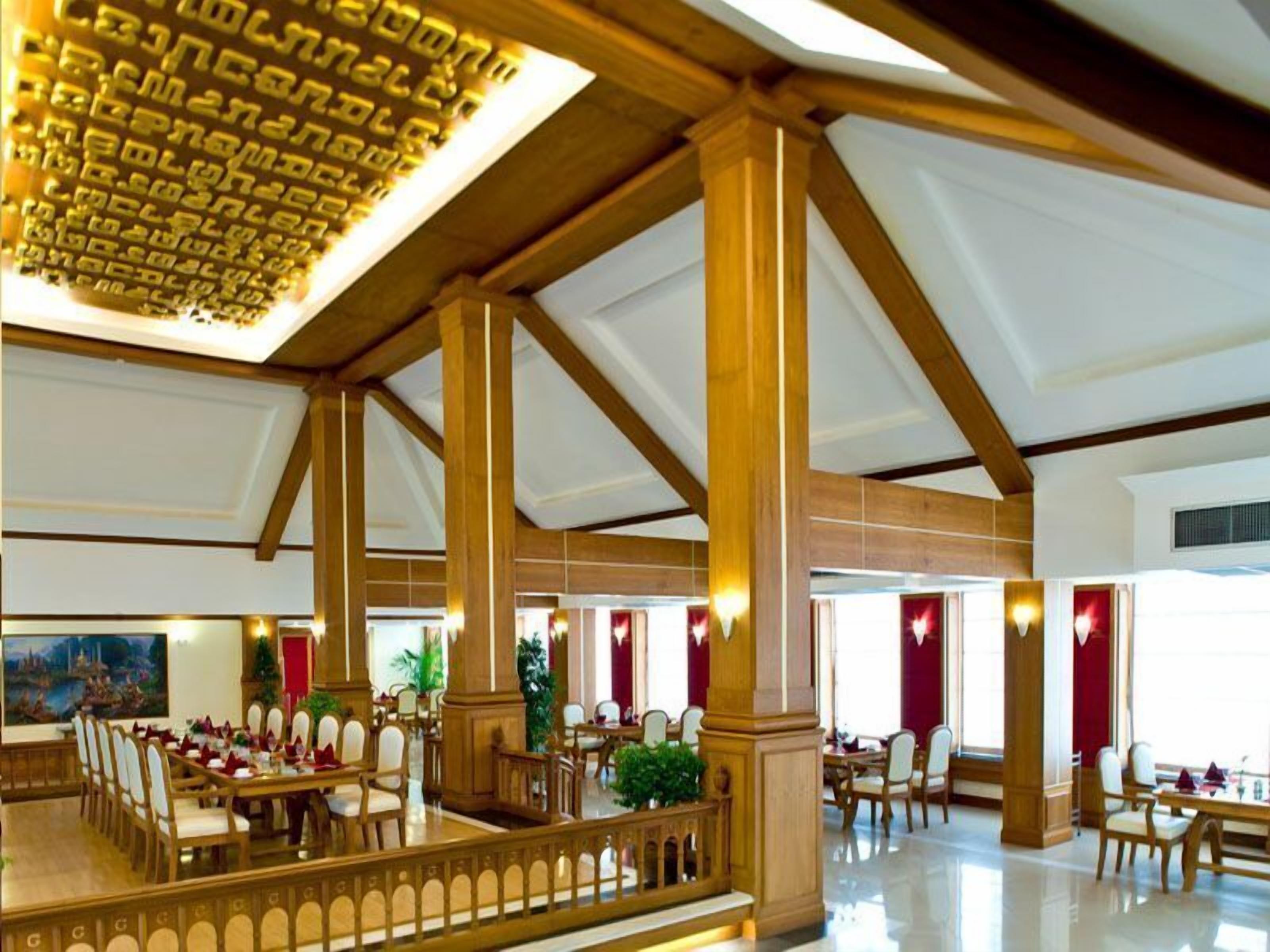 Eastern Grand Palace Pattaya