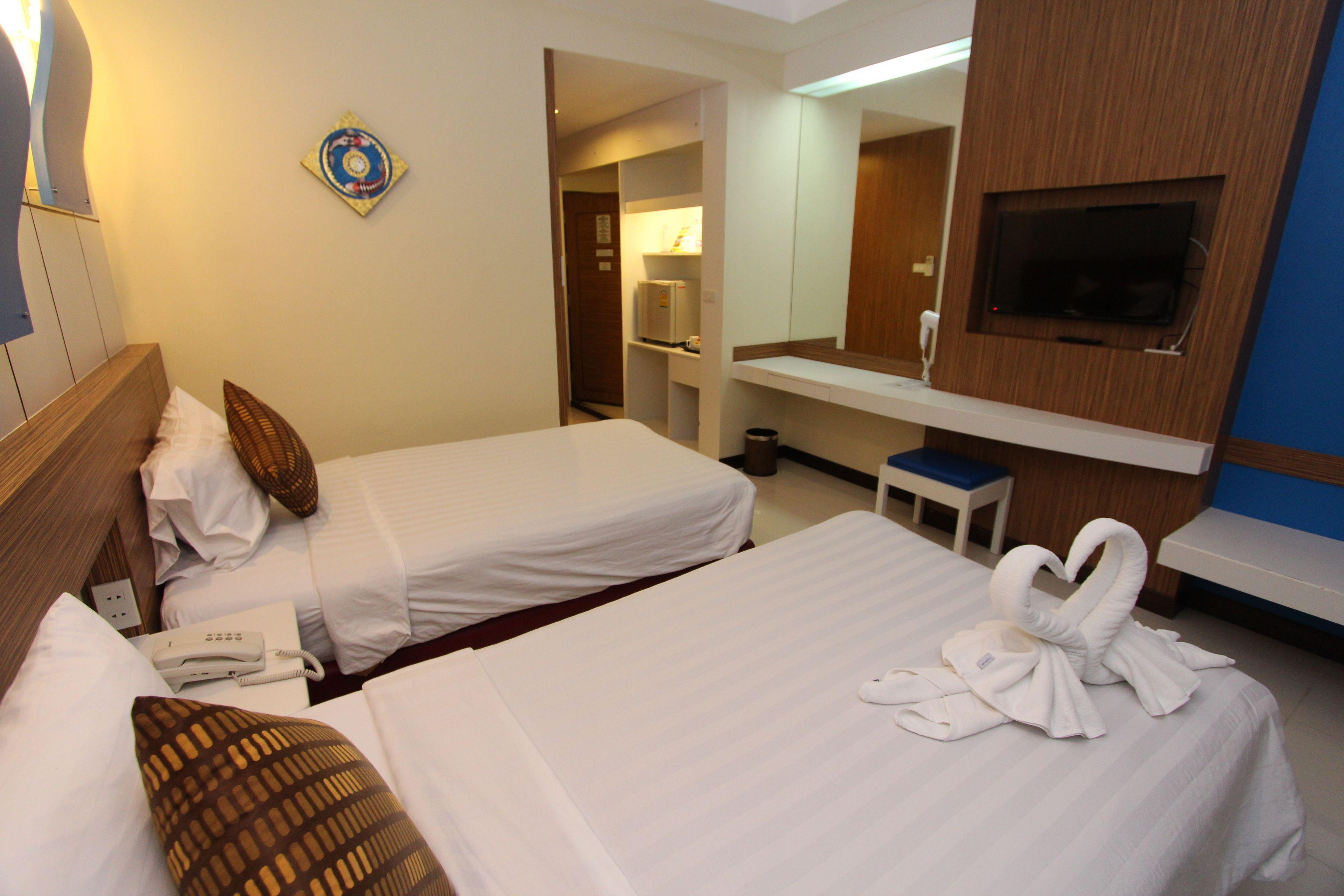 The Camelot Hotel 4*