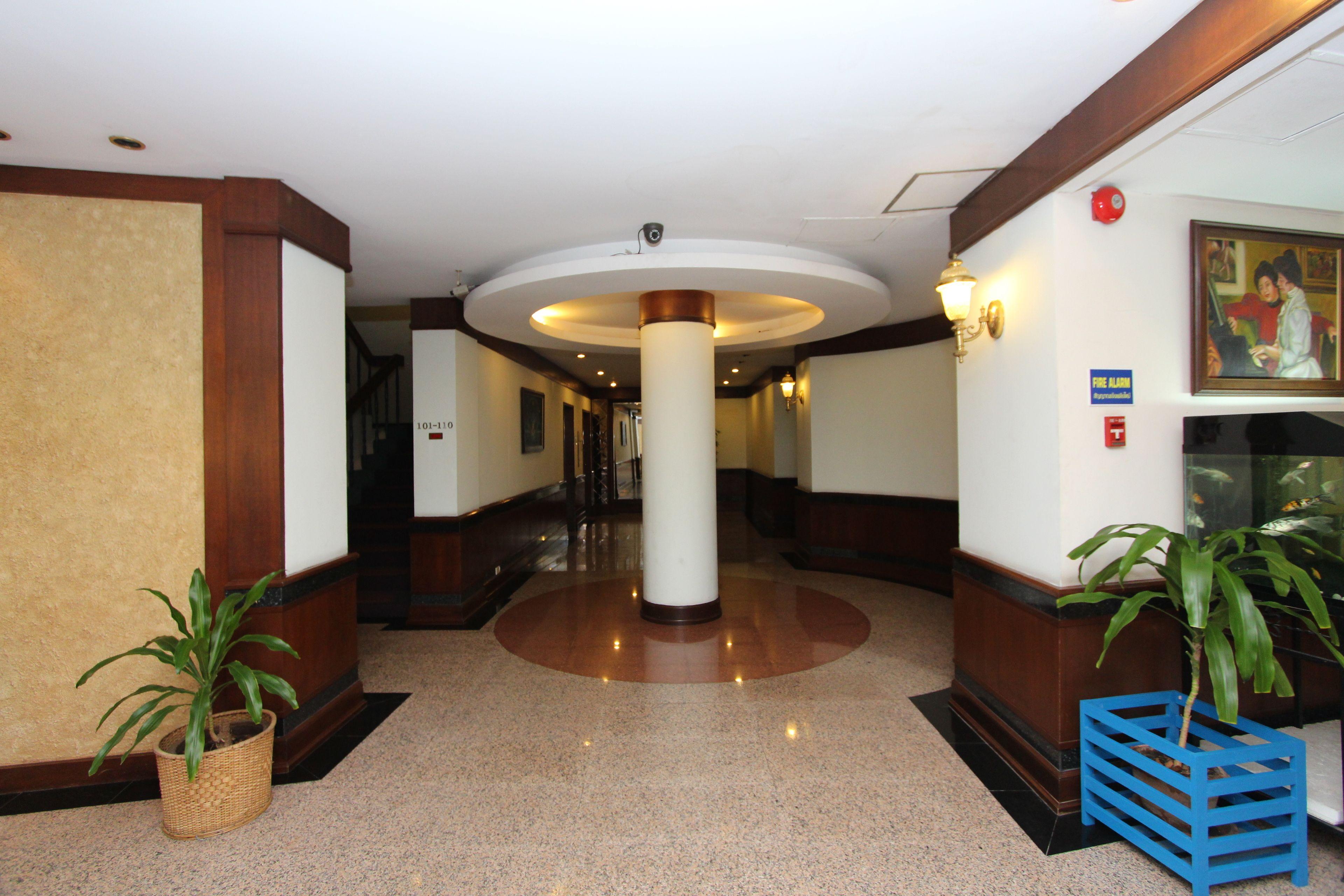 Hotel The Camelot 4*