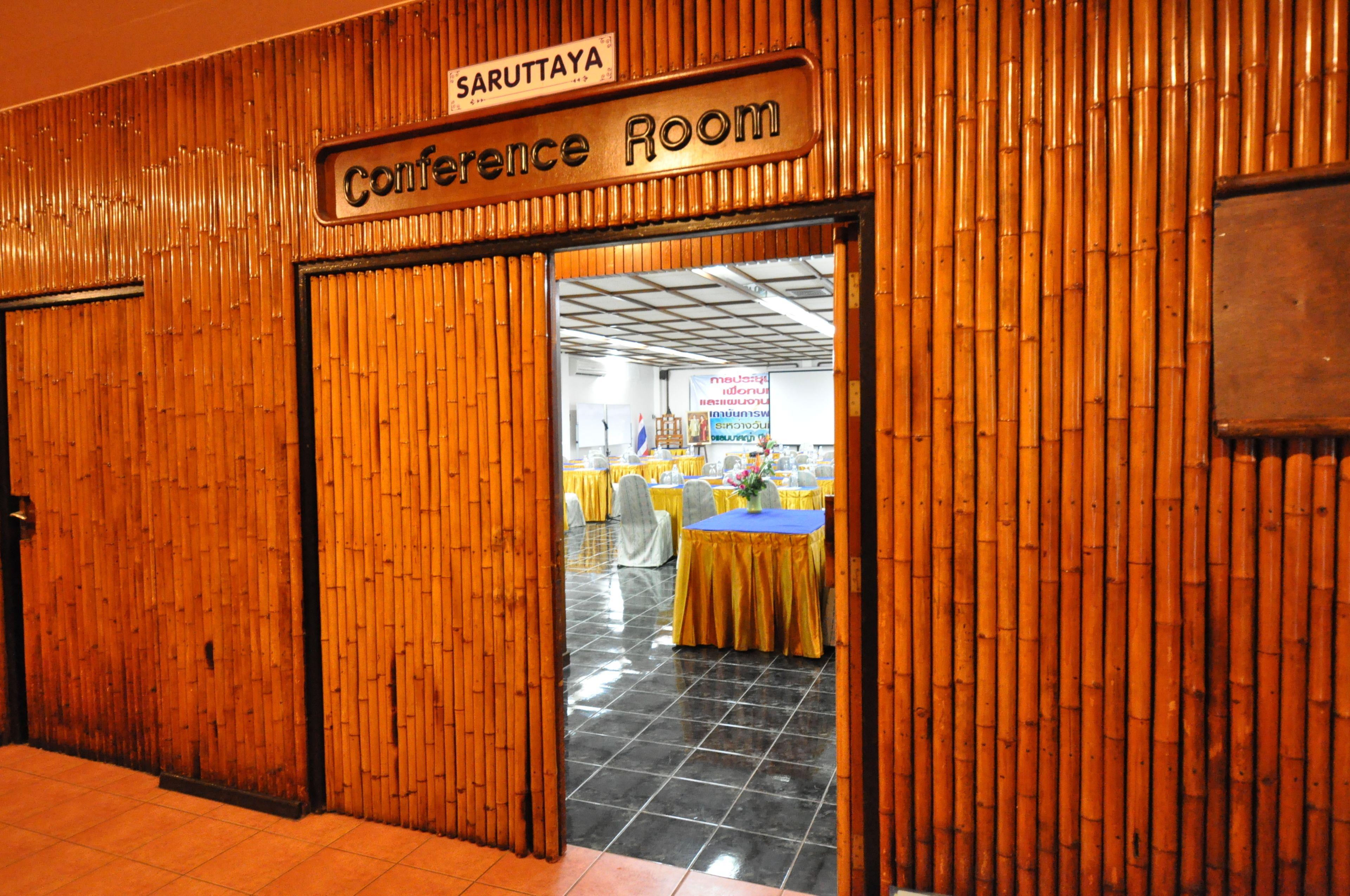 Basaya & Hotel