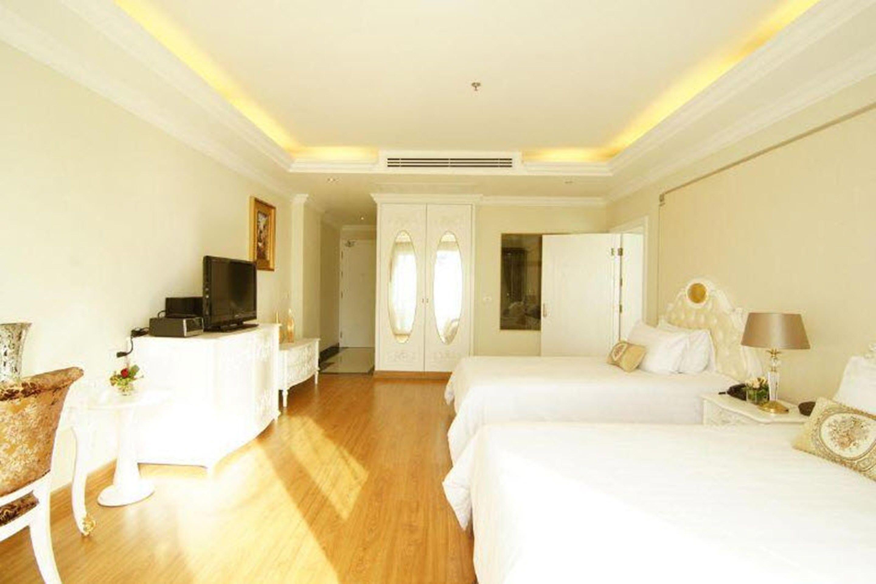 Lk Miracle - Sha Extra Pattaya