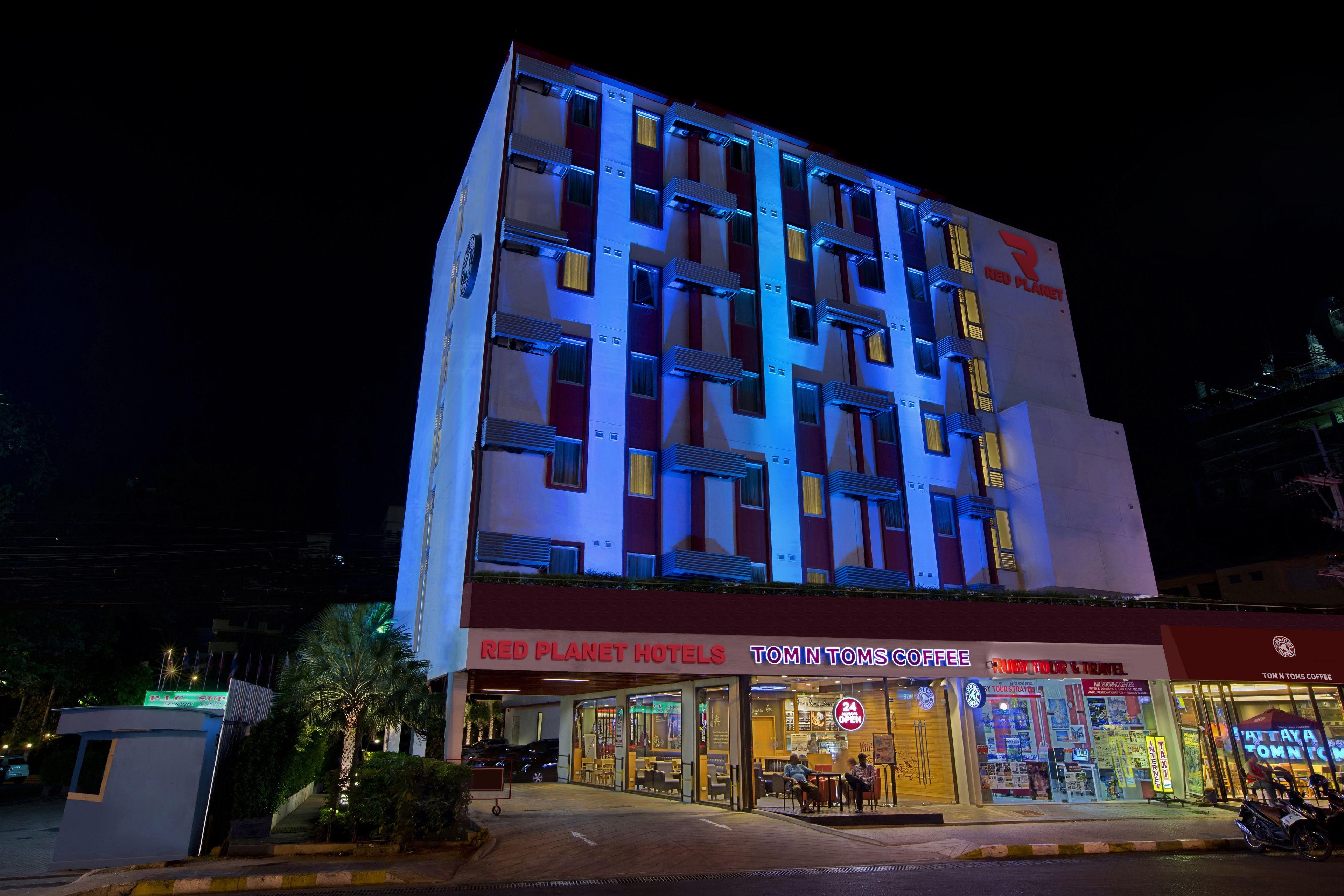 Easy Planet Hotel Pattaya