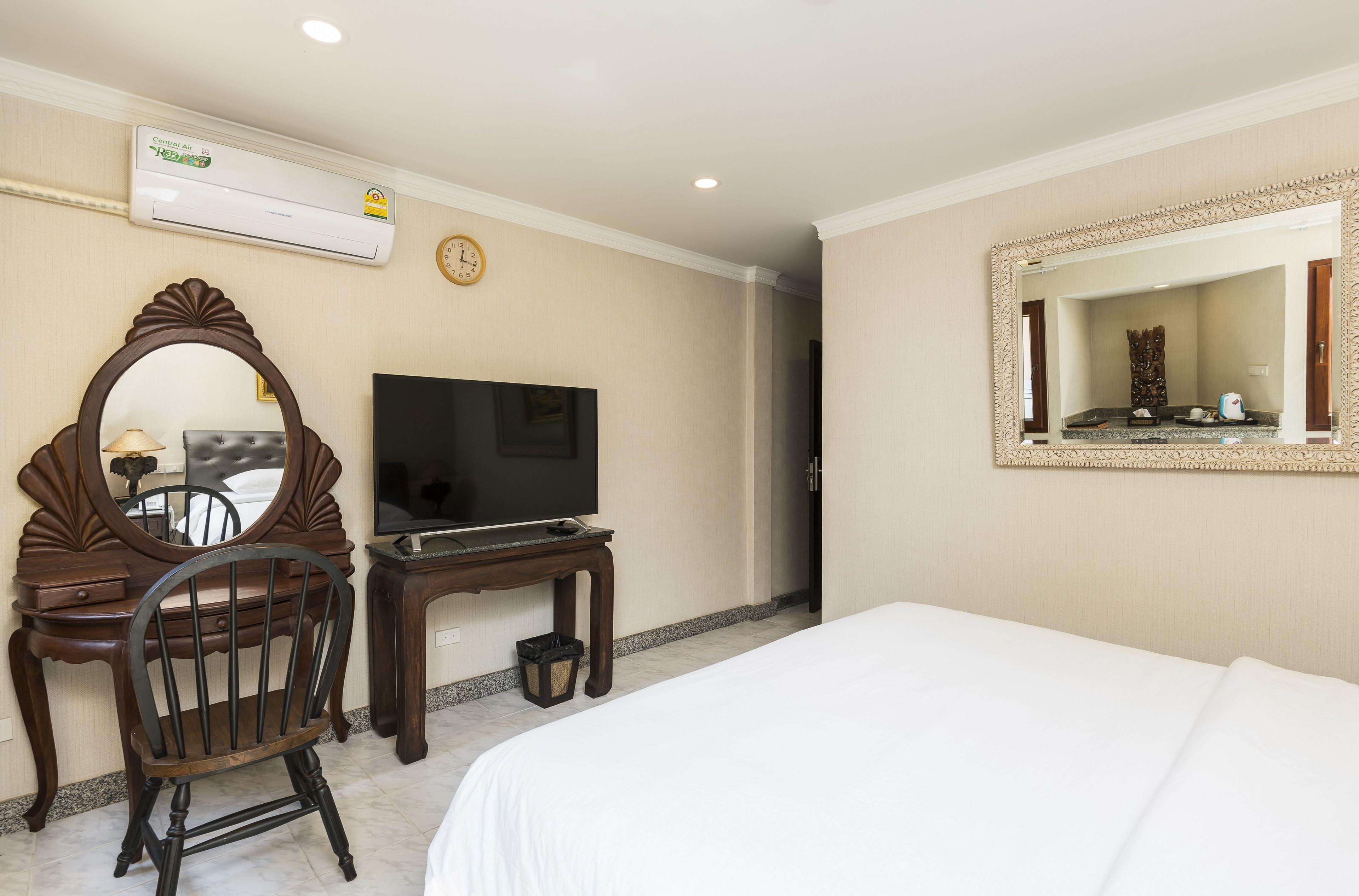 The Ambiance Hotel 3*