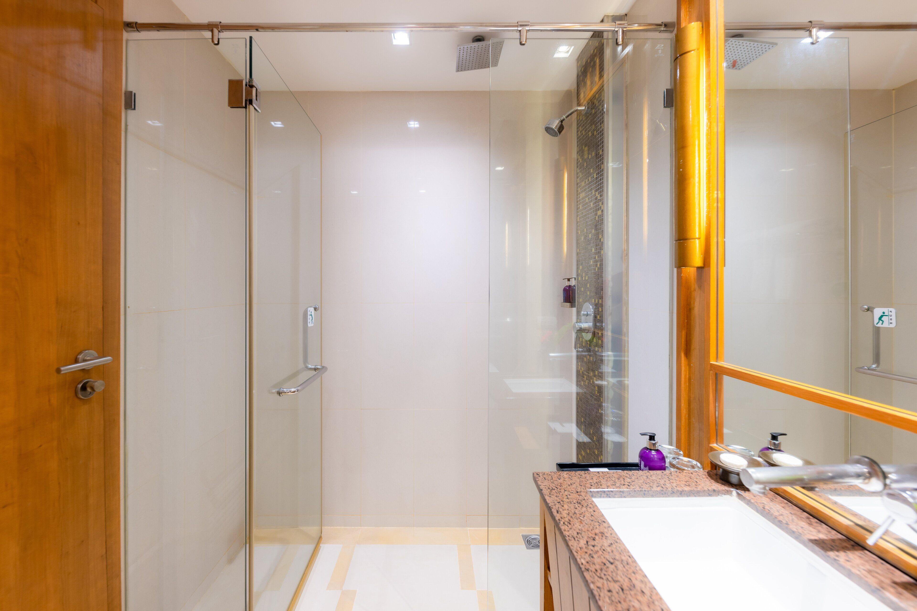 Centara Nova Hotel 4*