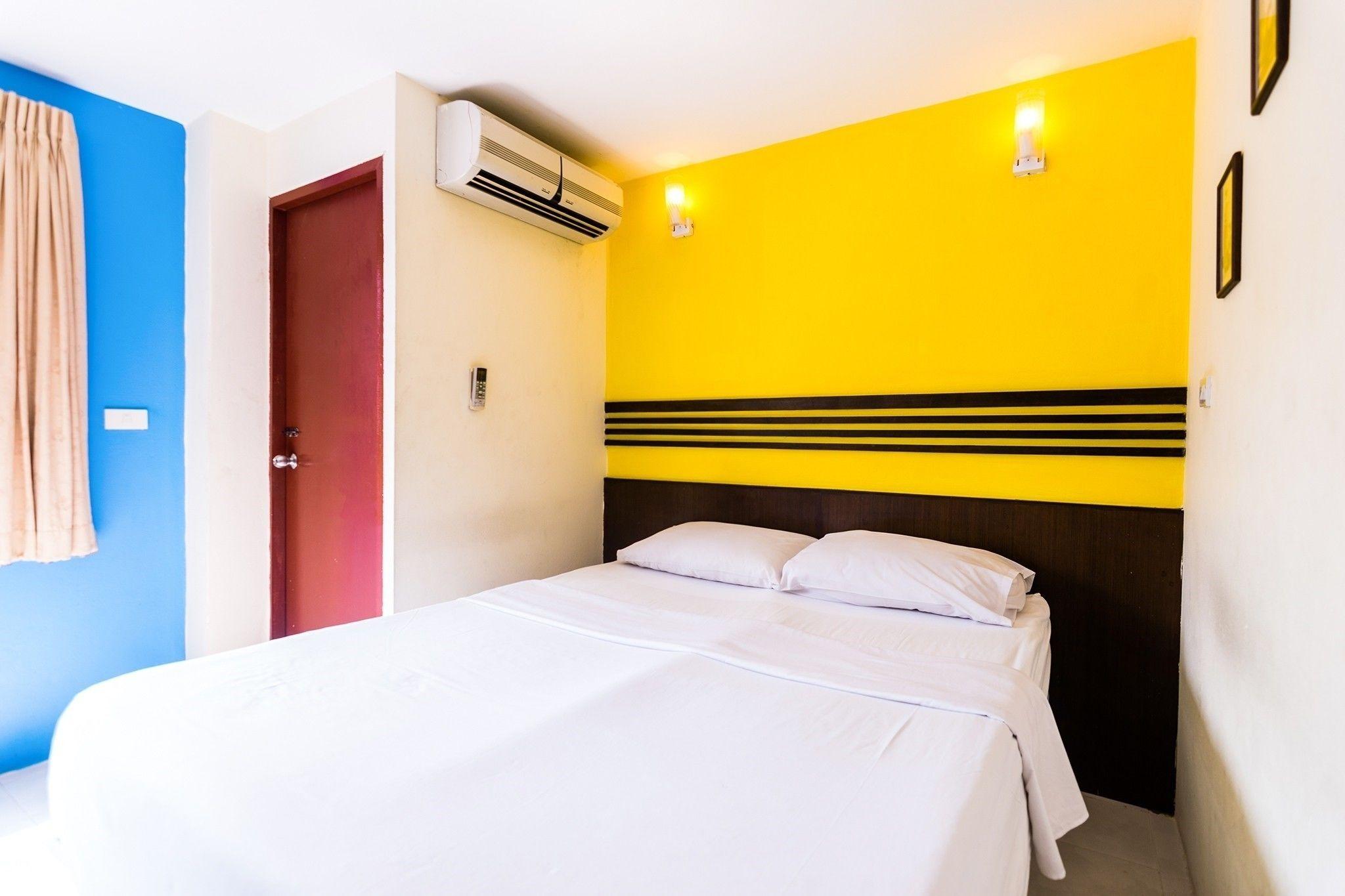 18 Coins Budget Hotel Pattaya