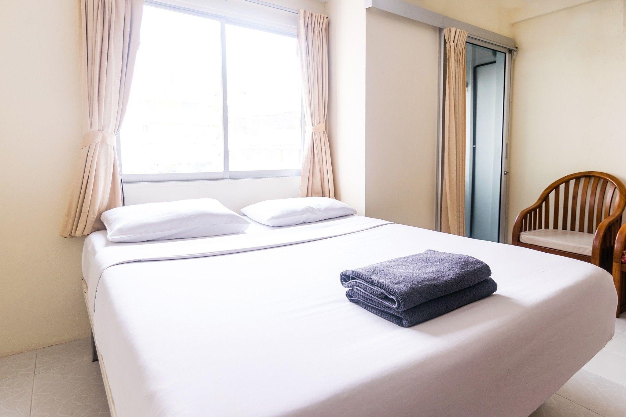 18 Coins Budget 2* Pattaya