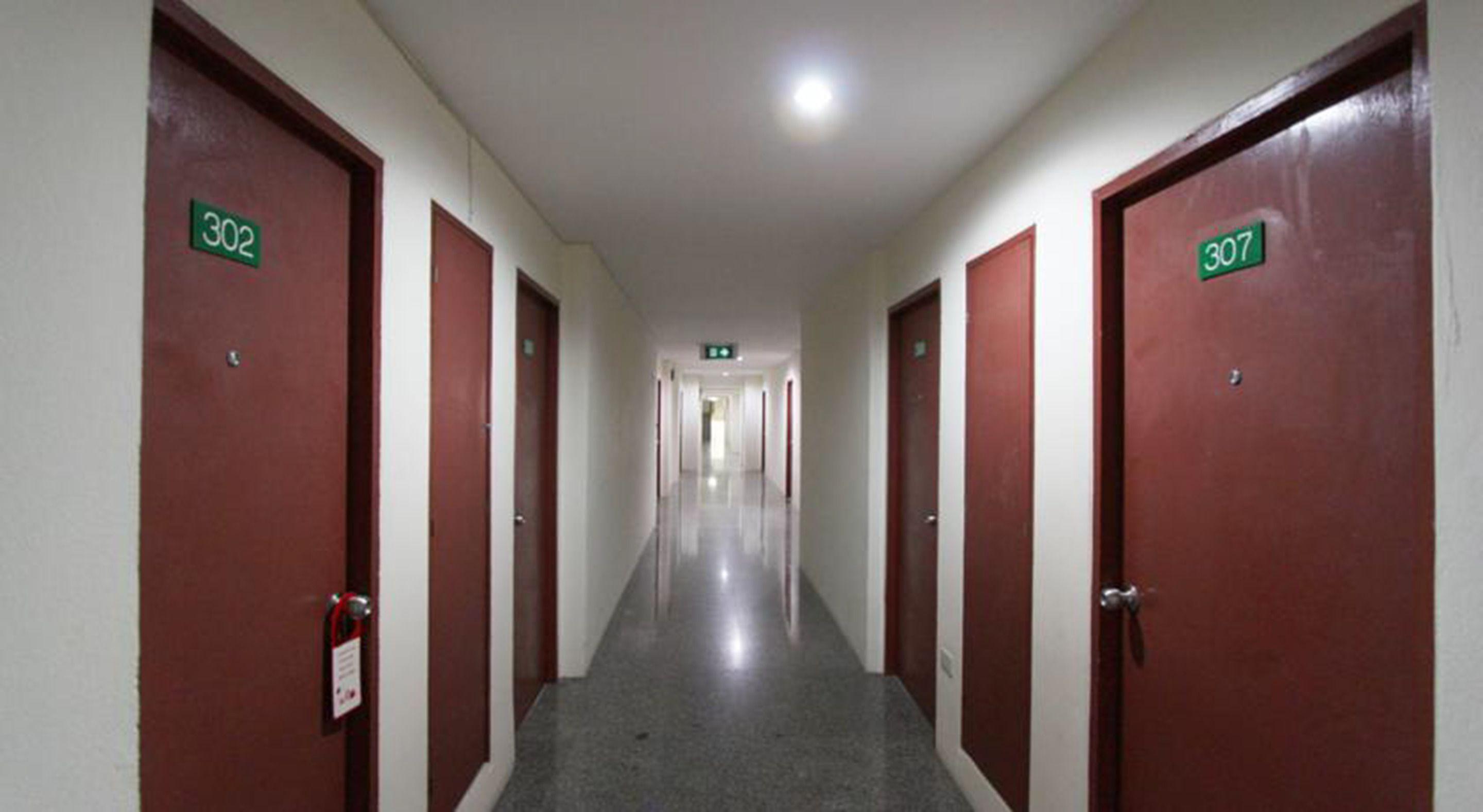 Hotel 18 Coins Budget