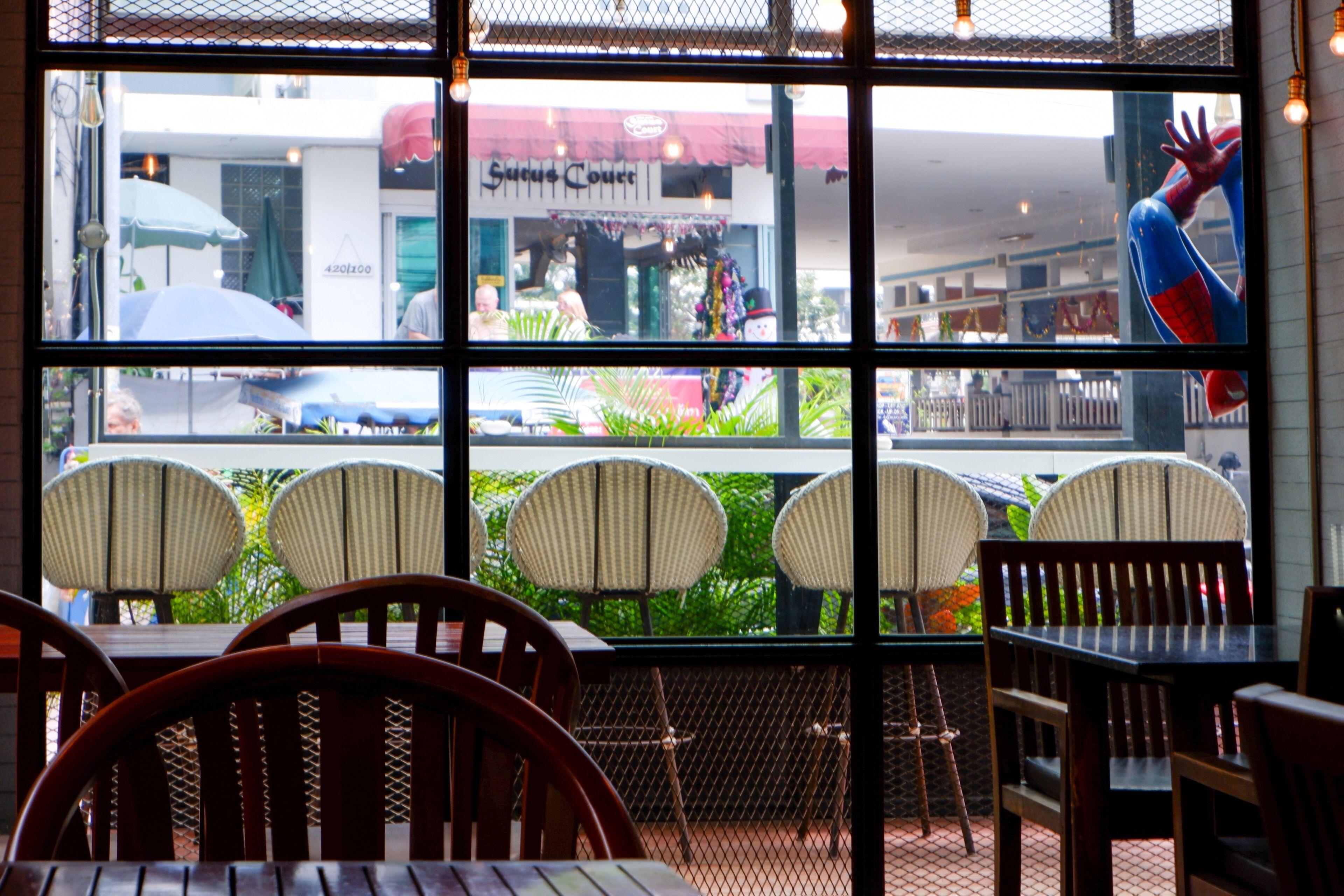 18 Coins Budget Hotel 2*