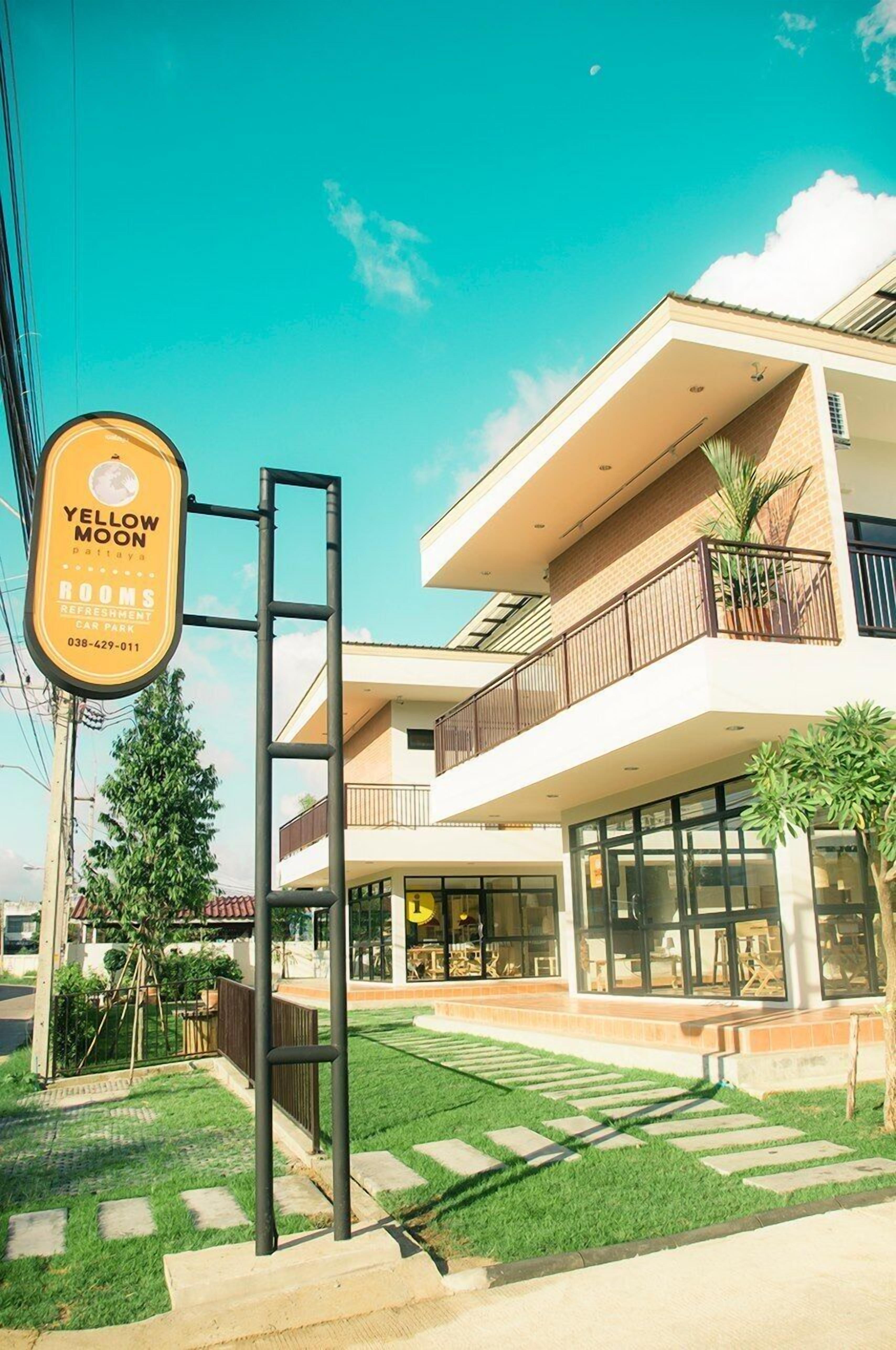 Yellow Moon 2* Pattaya