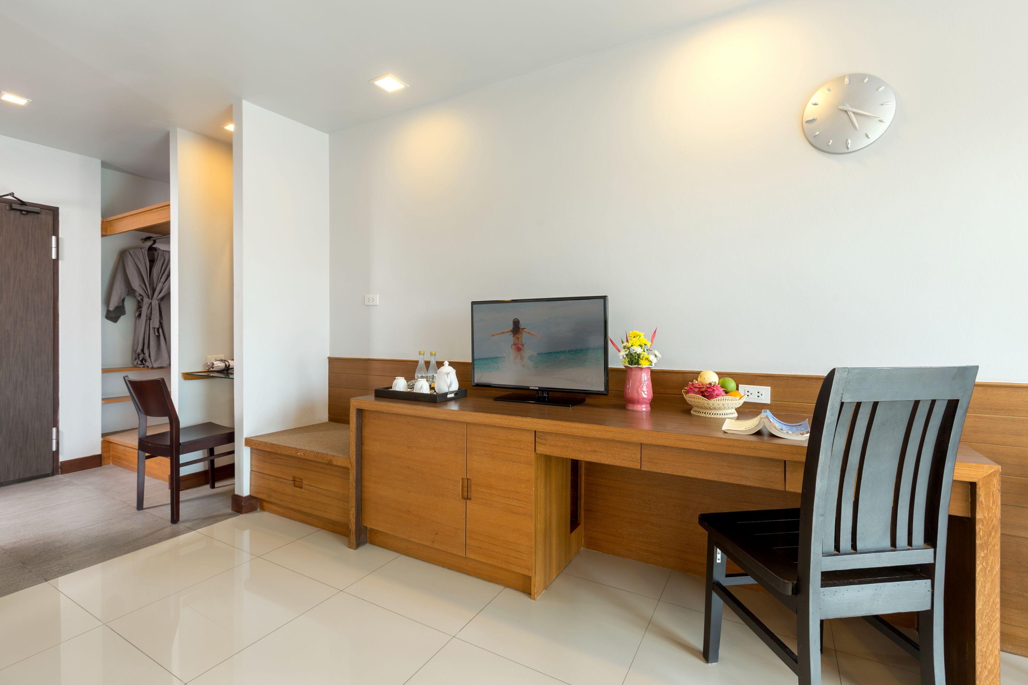 Hotel Manhattan - Sha Extra Pattaya