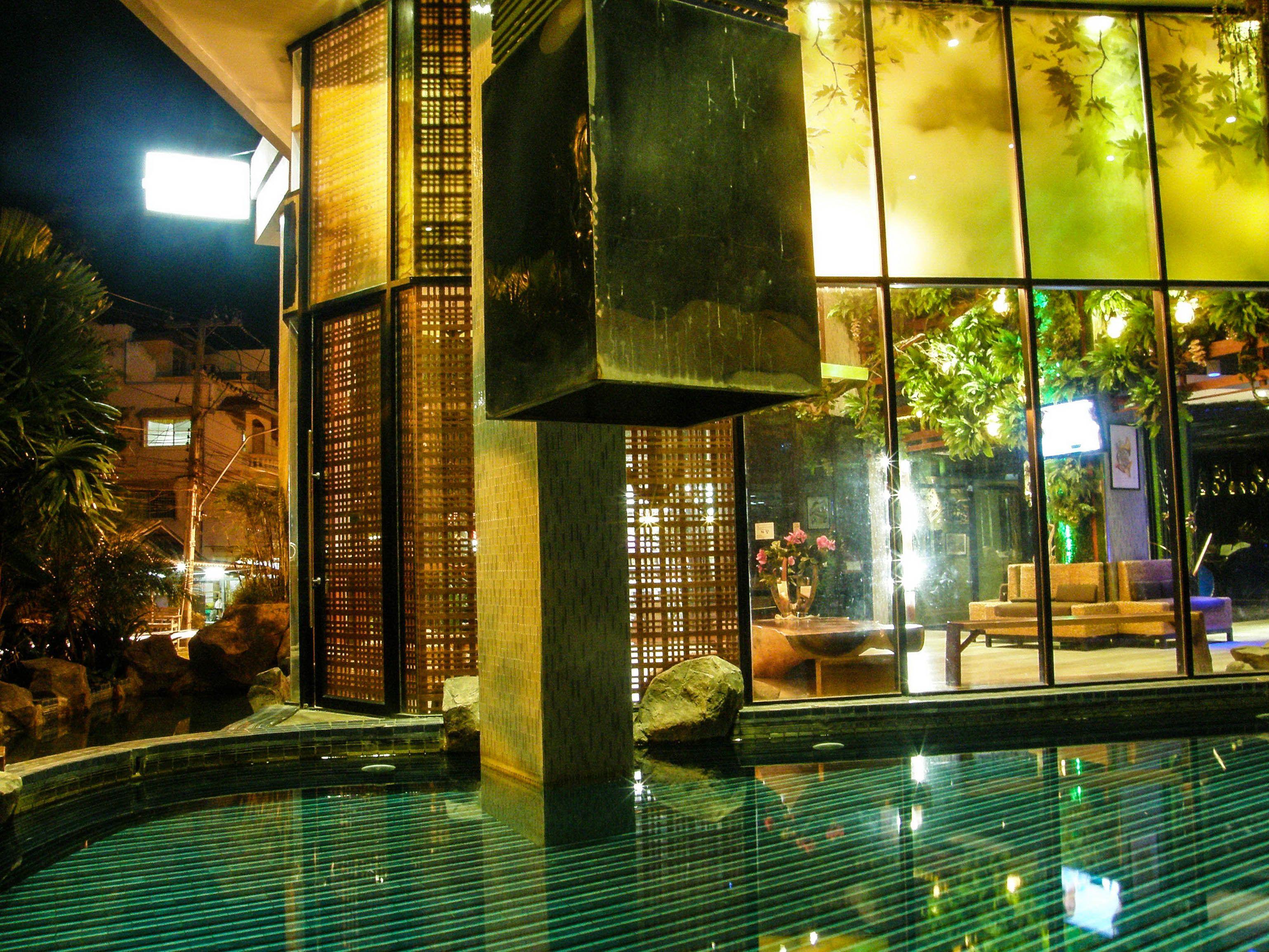 Hotel Oyo 143 Dday Resotel