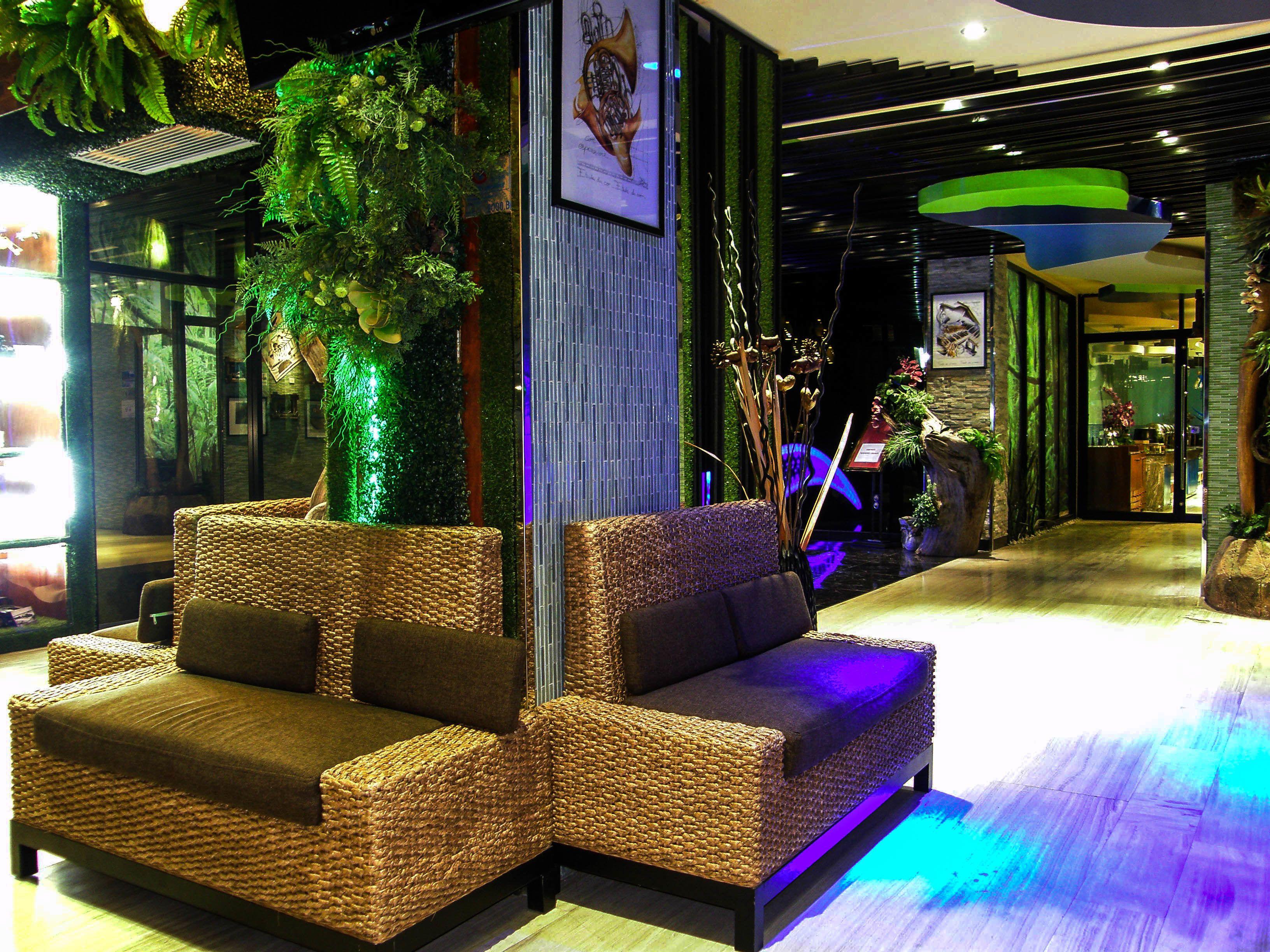 Oyo 143 Dday Resotel Hotel 4*