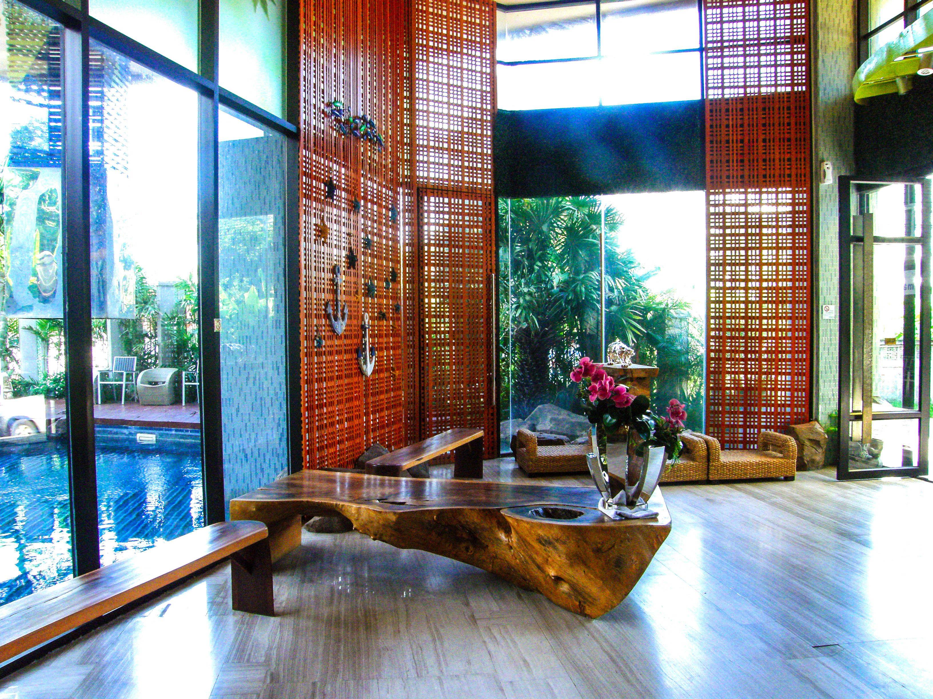 Oyo 143 Dday Resotel Hotel Pattaya