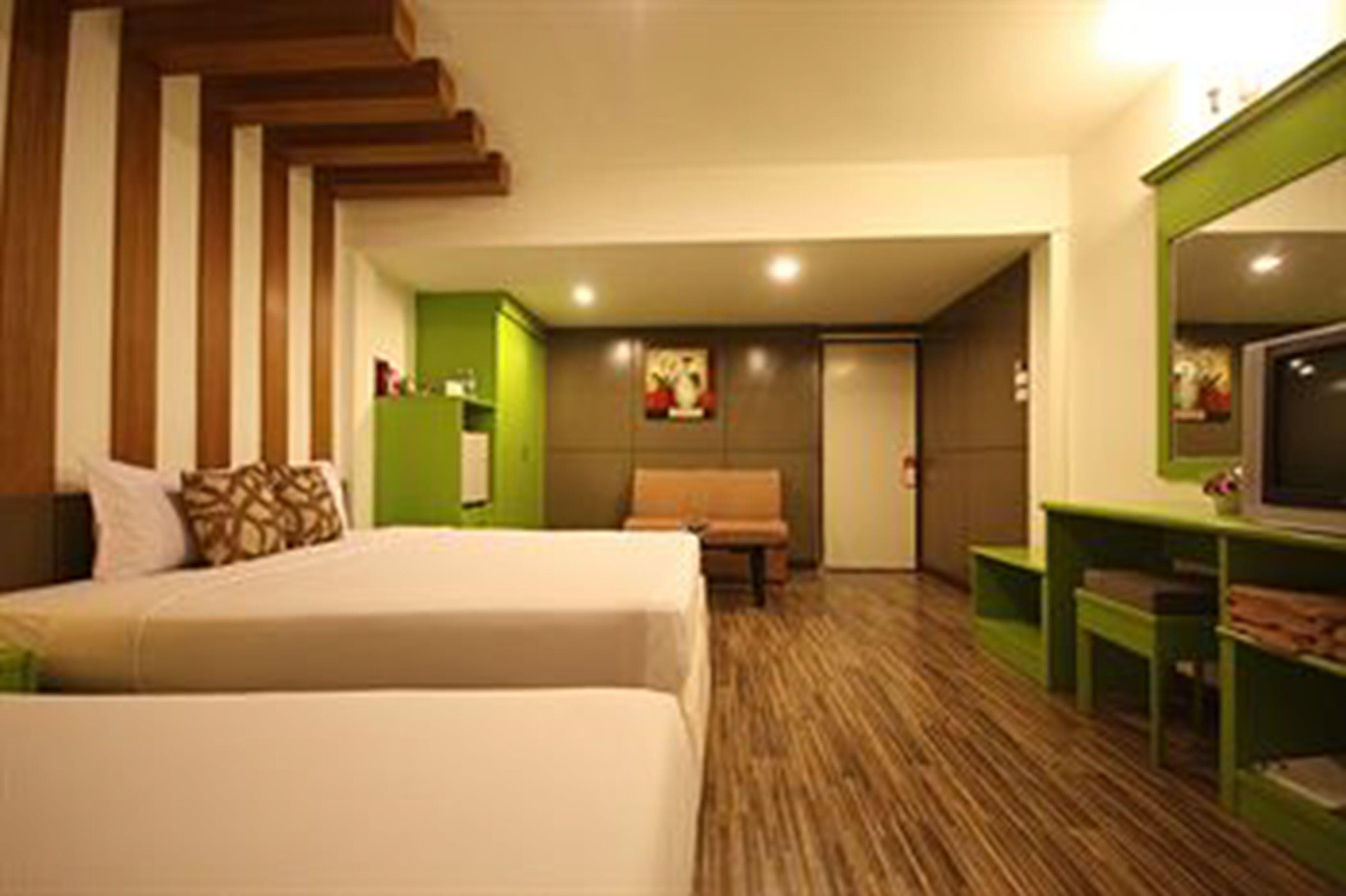 Windmill 3* Pattaya