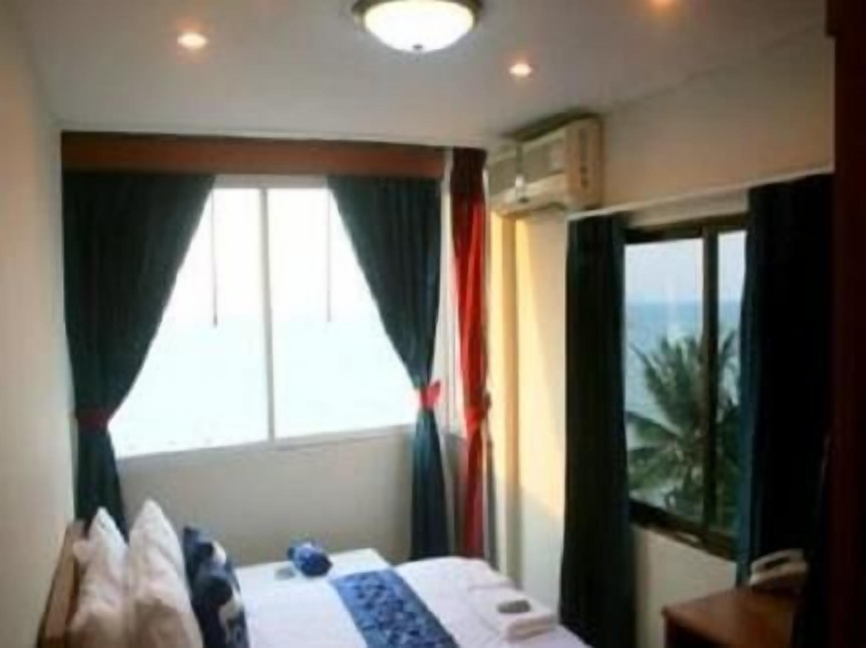 Hotel Star Residency