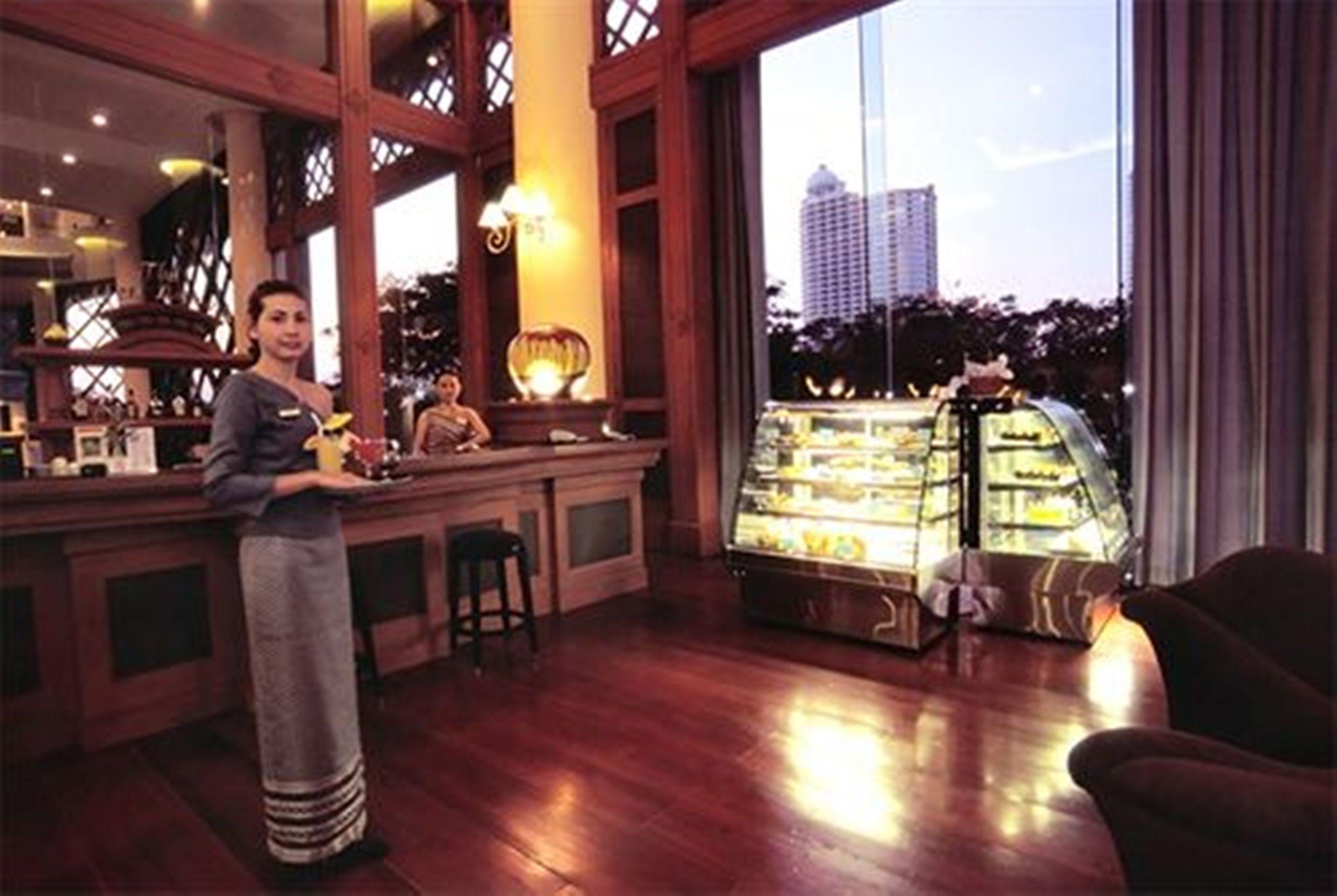 โรงแรม Long Garden & Pavilions