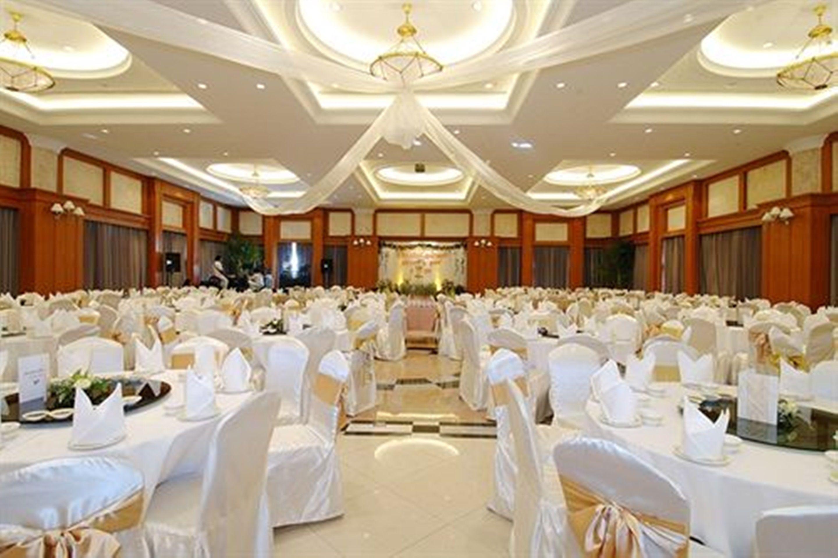 Long Garden & Pavilions โรงแรม 5*