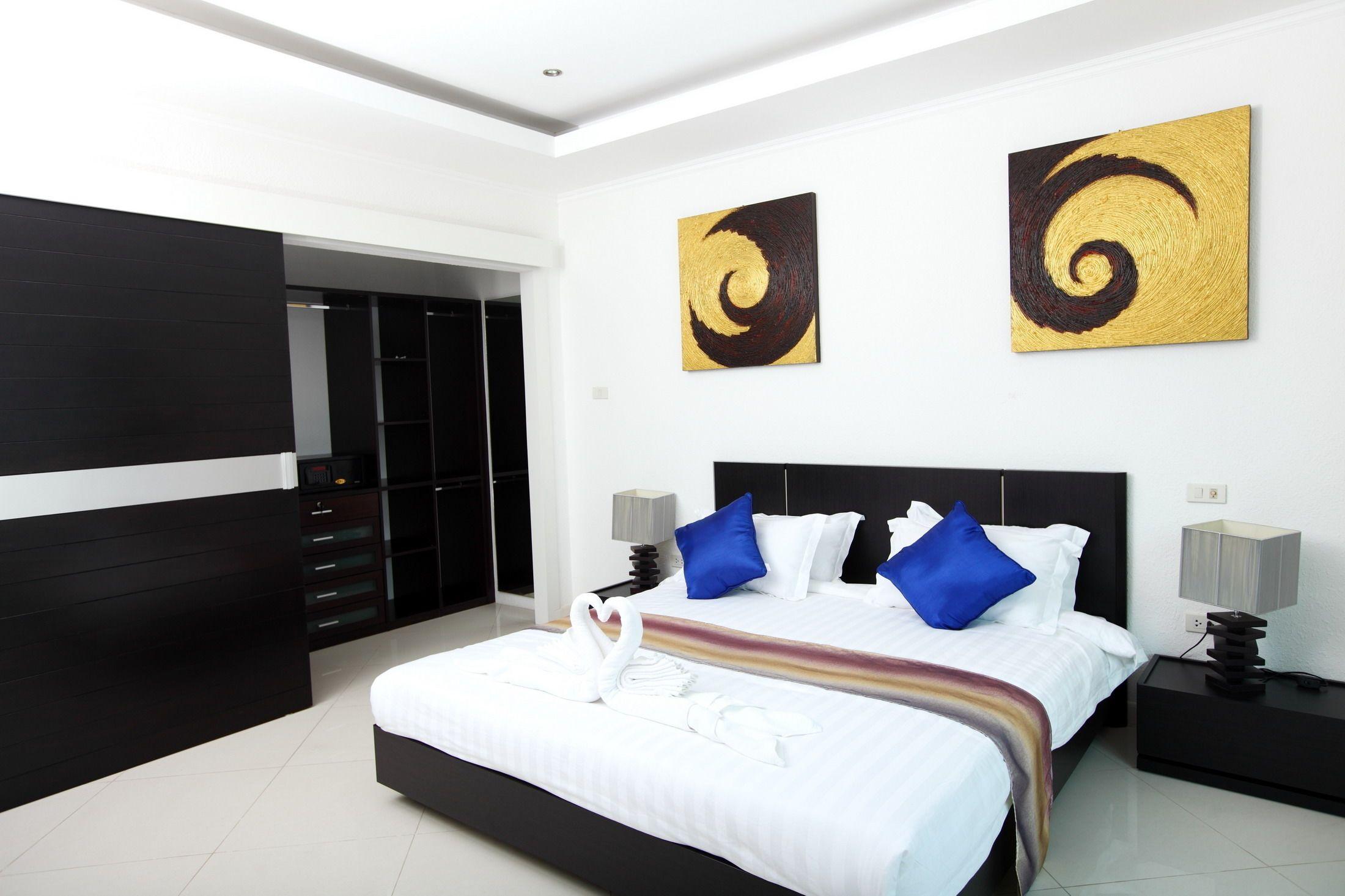 Hidden Palm Pool Villa Pattaya