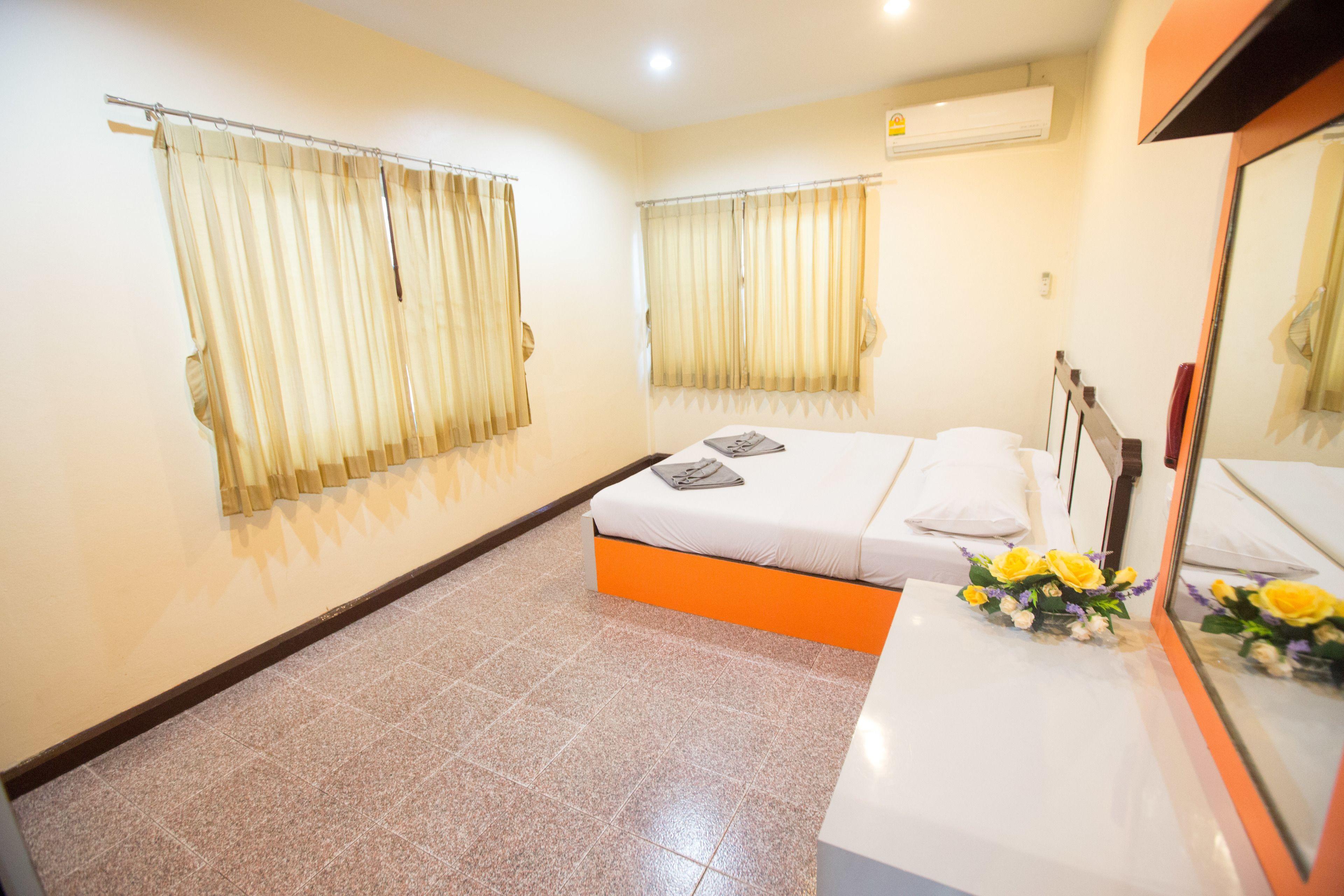 Hotel Twin Palms Pattaya, Sha Extra Certified Pattaya