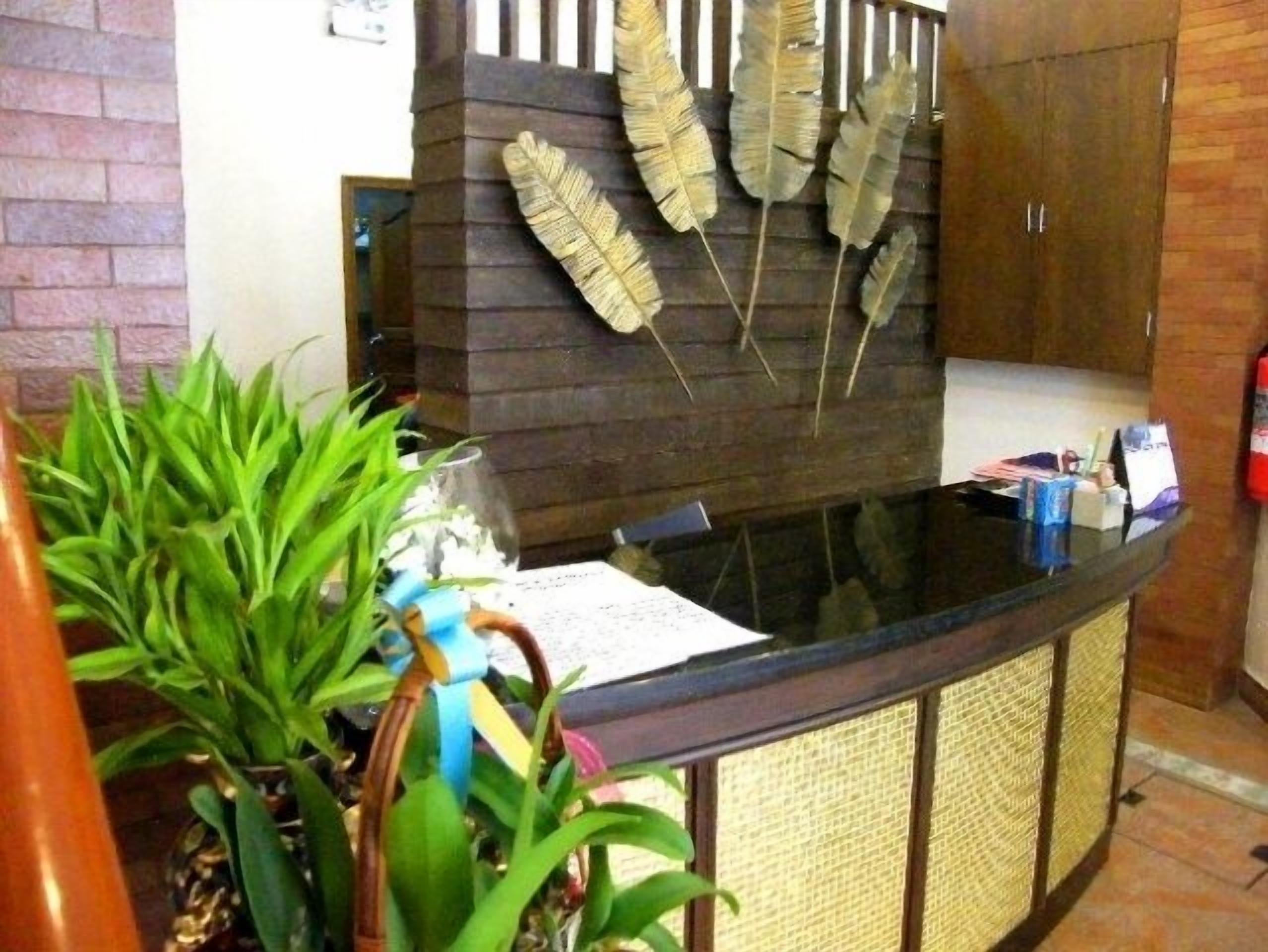 The Red Balcony Inn Pattaya