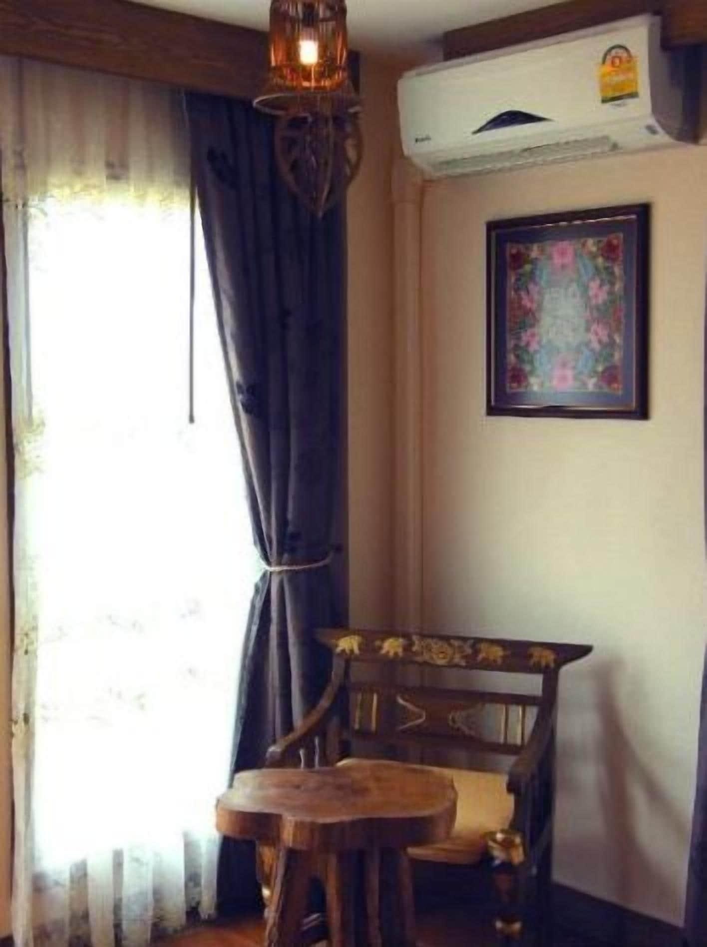 The Red Balcony Pattaya