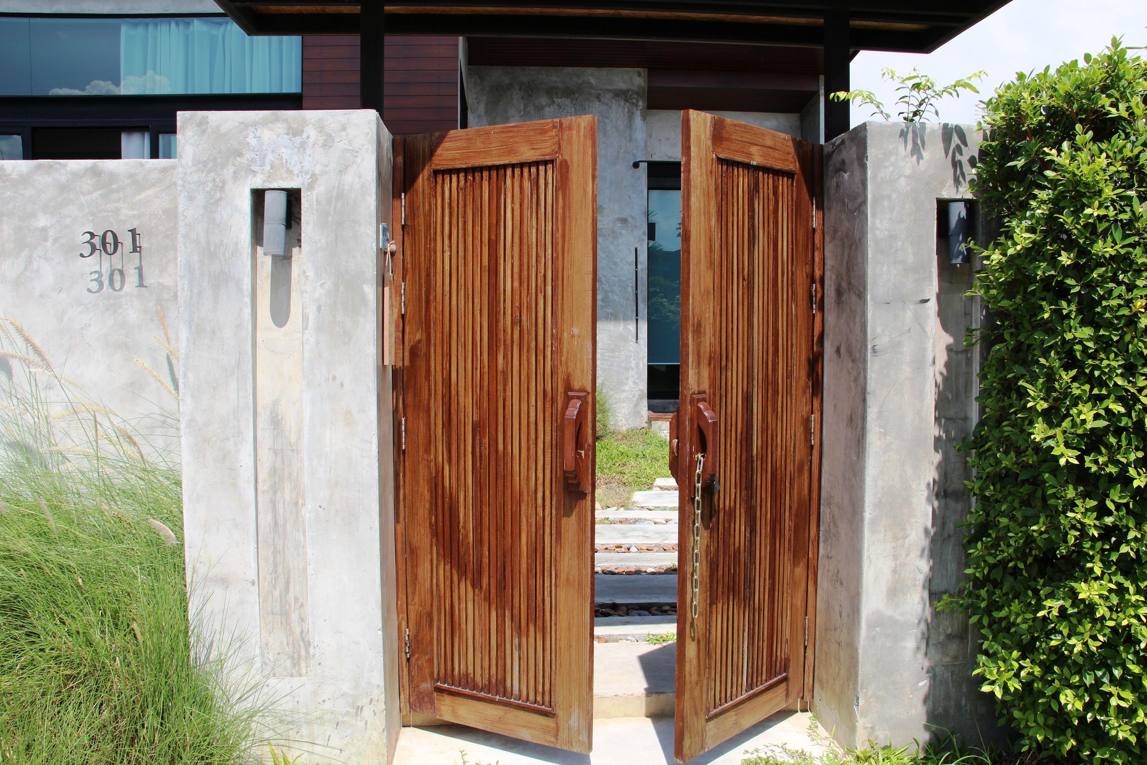 Sunday Sea Two Pool Pattaya Jomtien Beach