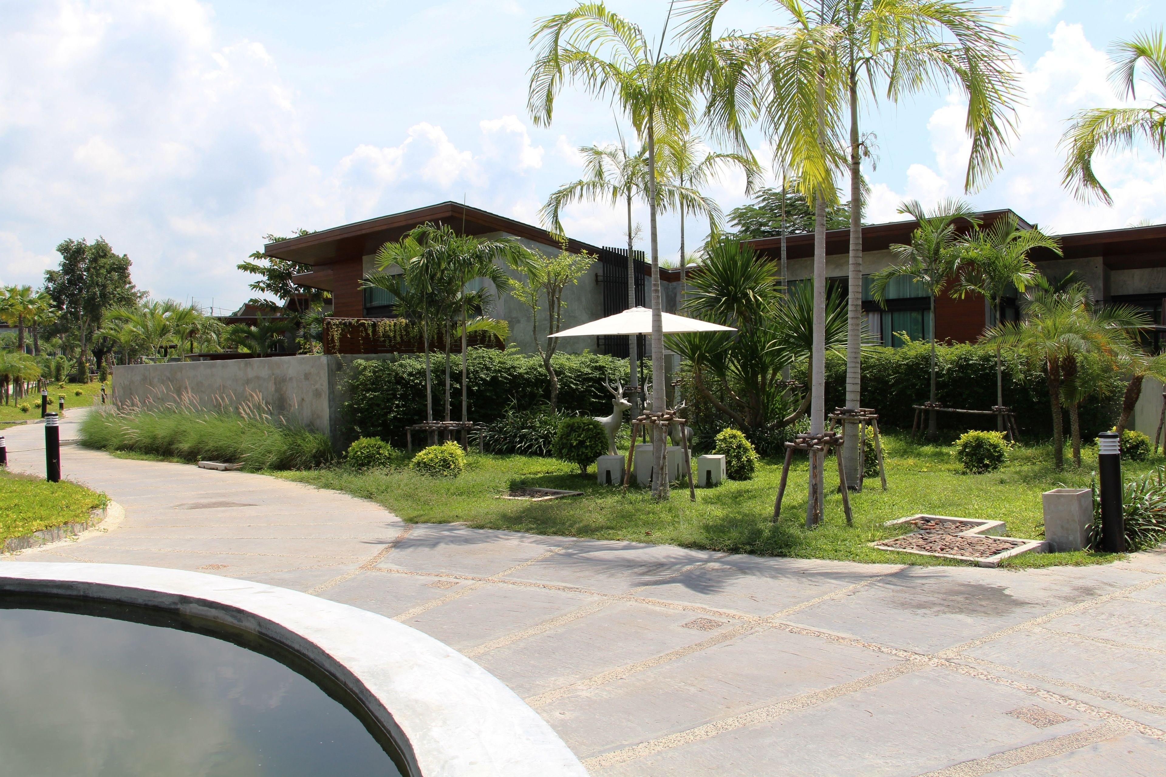 Sunday Sea Two Pool Pattaya Resort