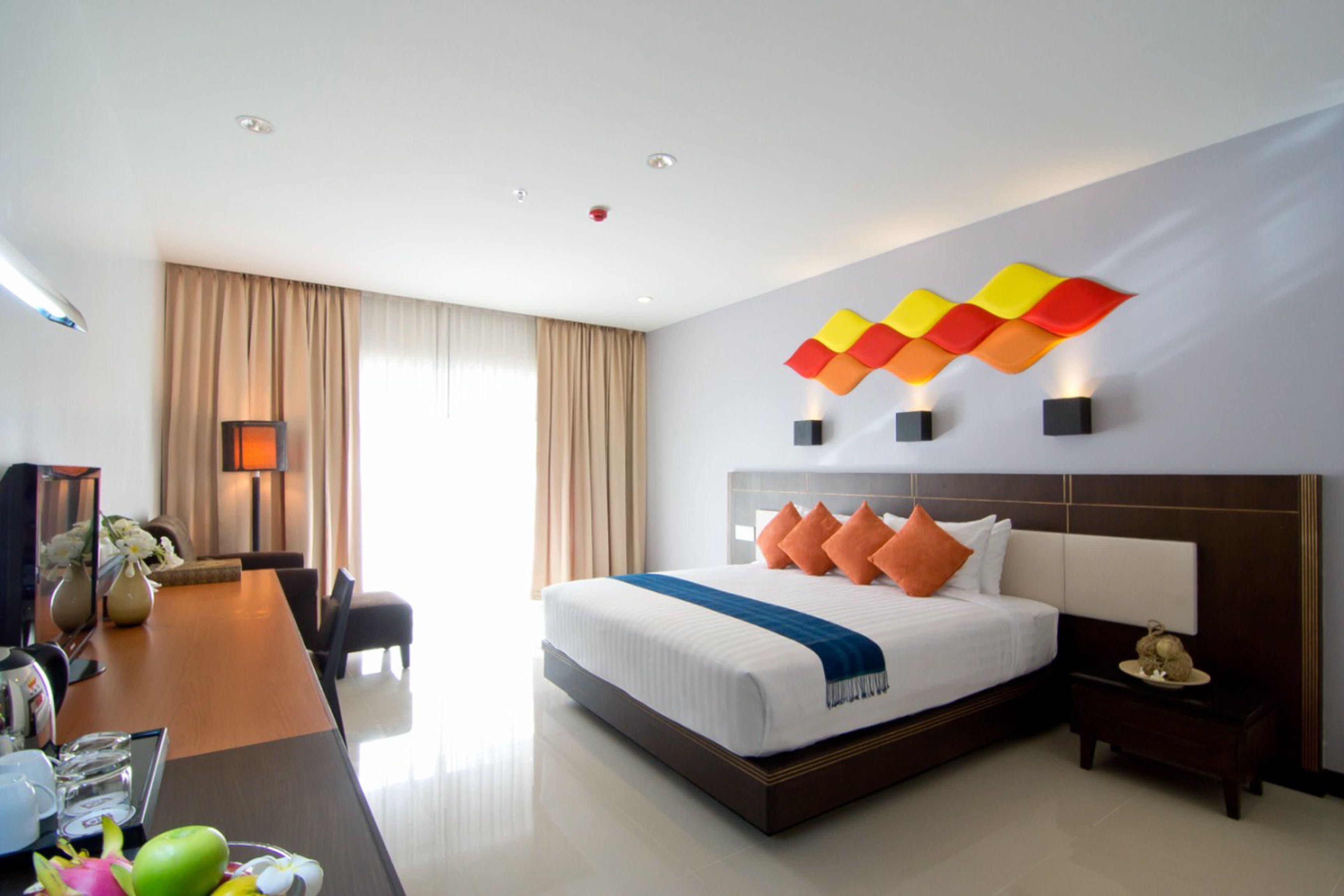 Welcome World Beachfront 4* Pattaya