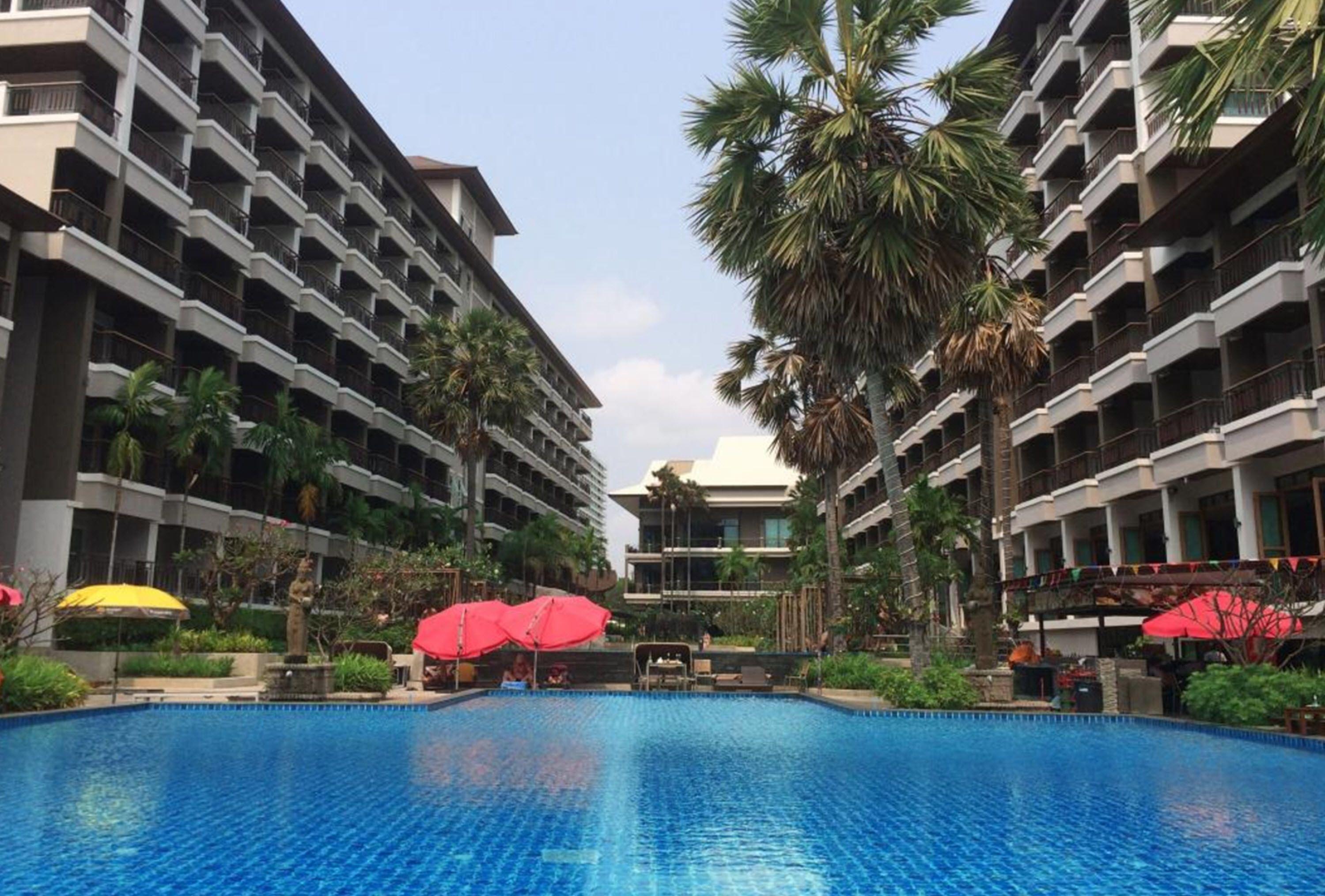 Welcome World Beachfront 4*