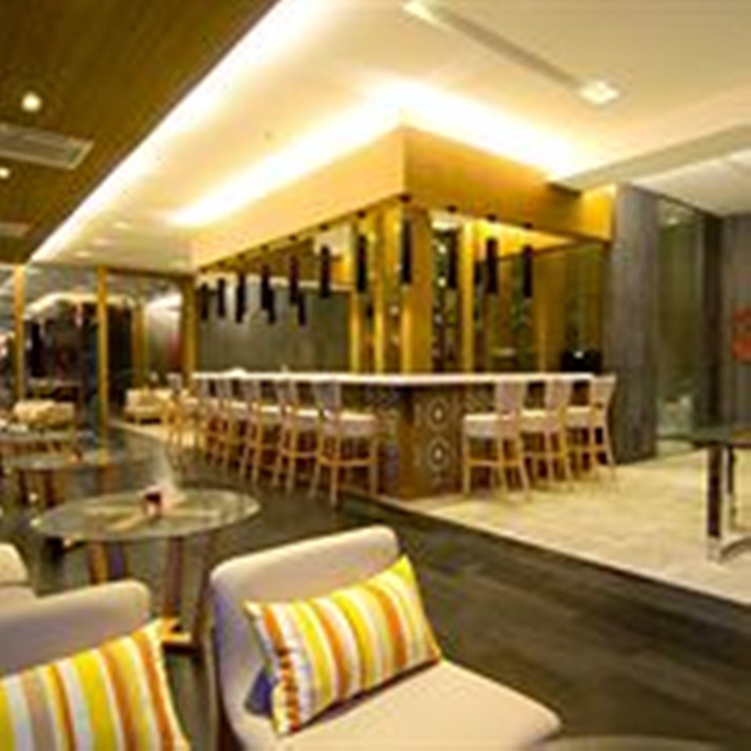 Hotel Welcome World Beachfront Pattaya