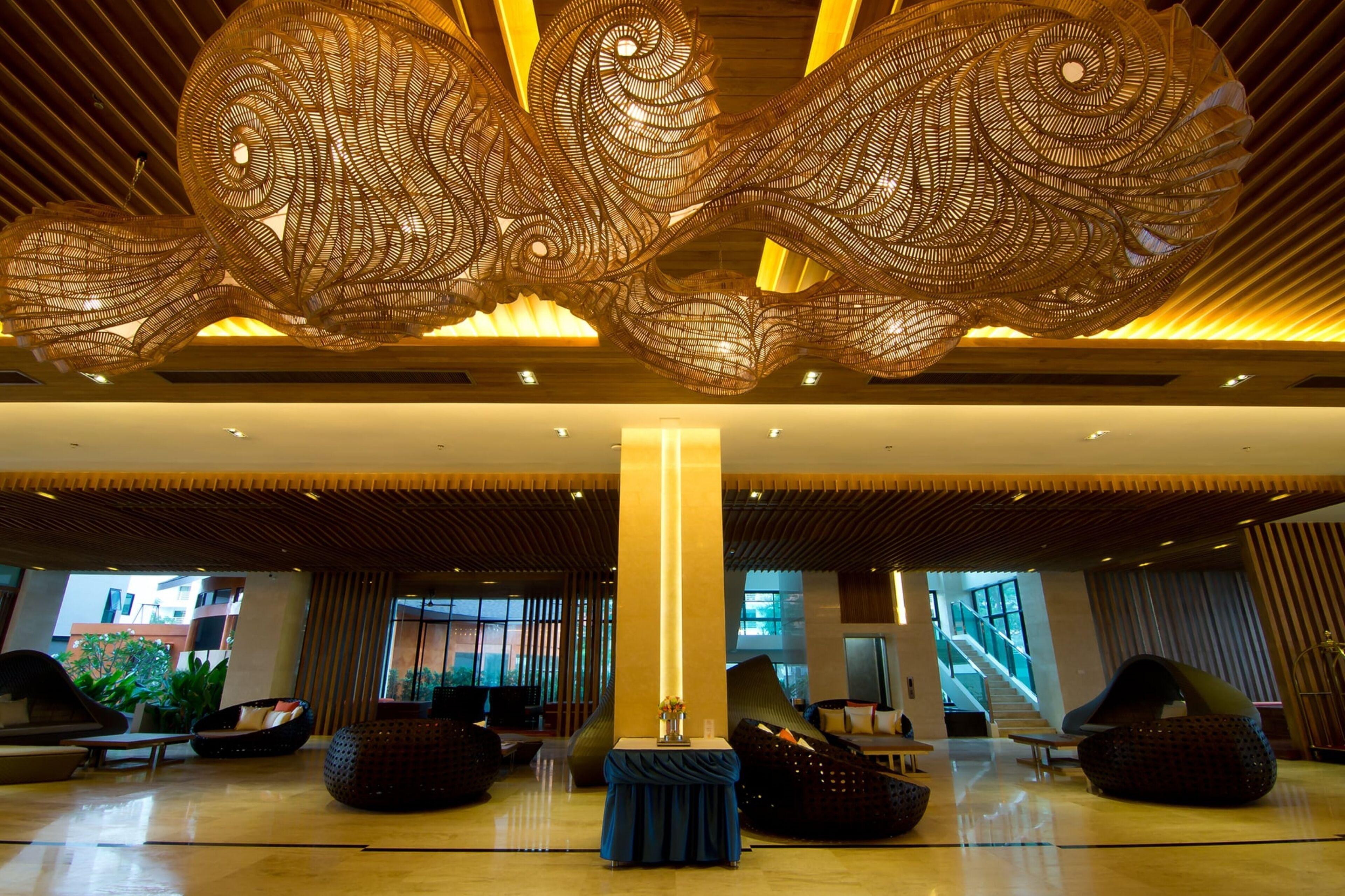 Welcome World Beachfront 4* Pattaya