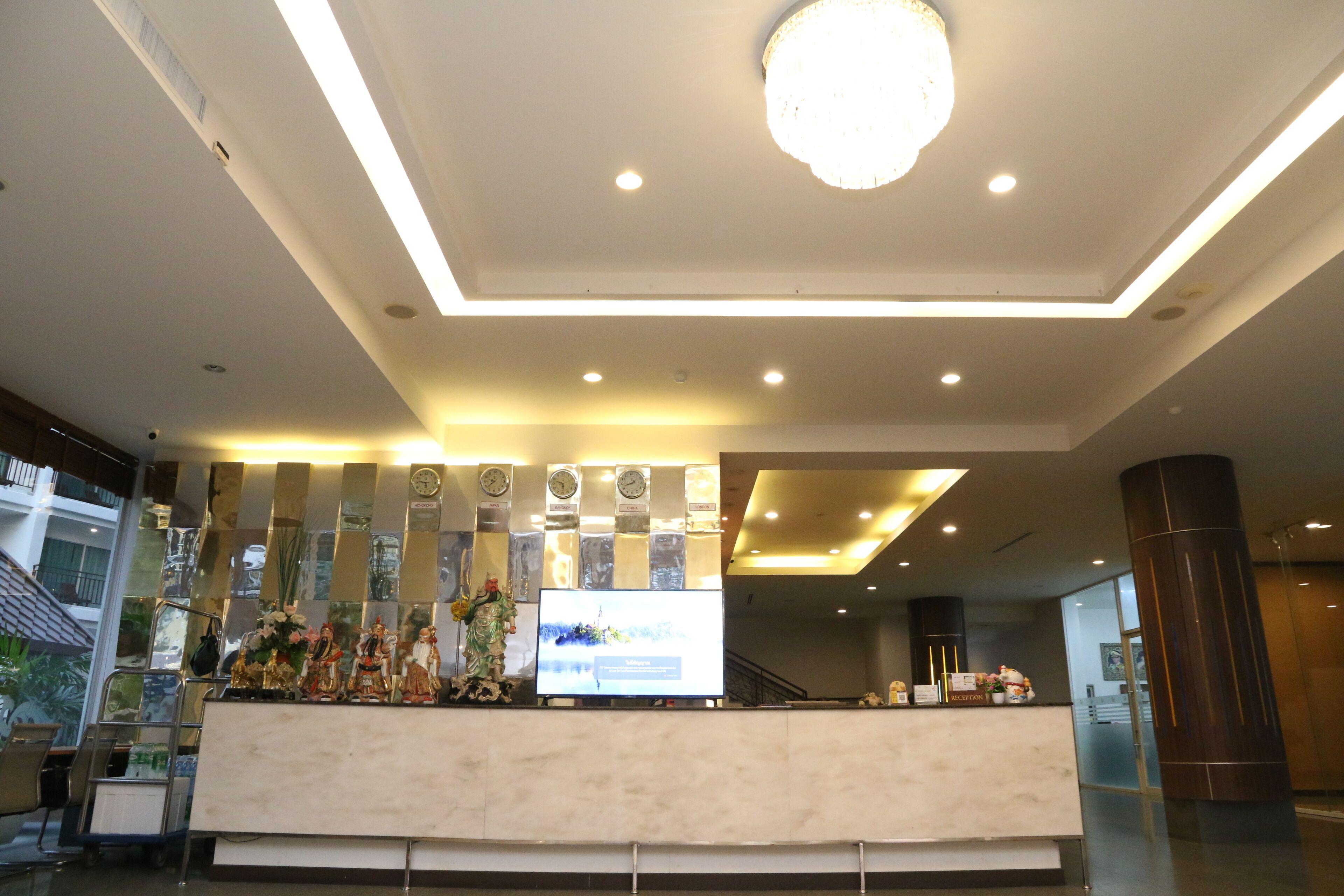 Crystal Palace Luxury