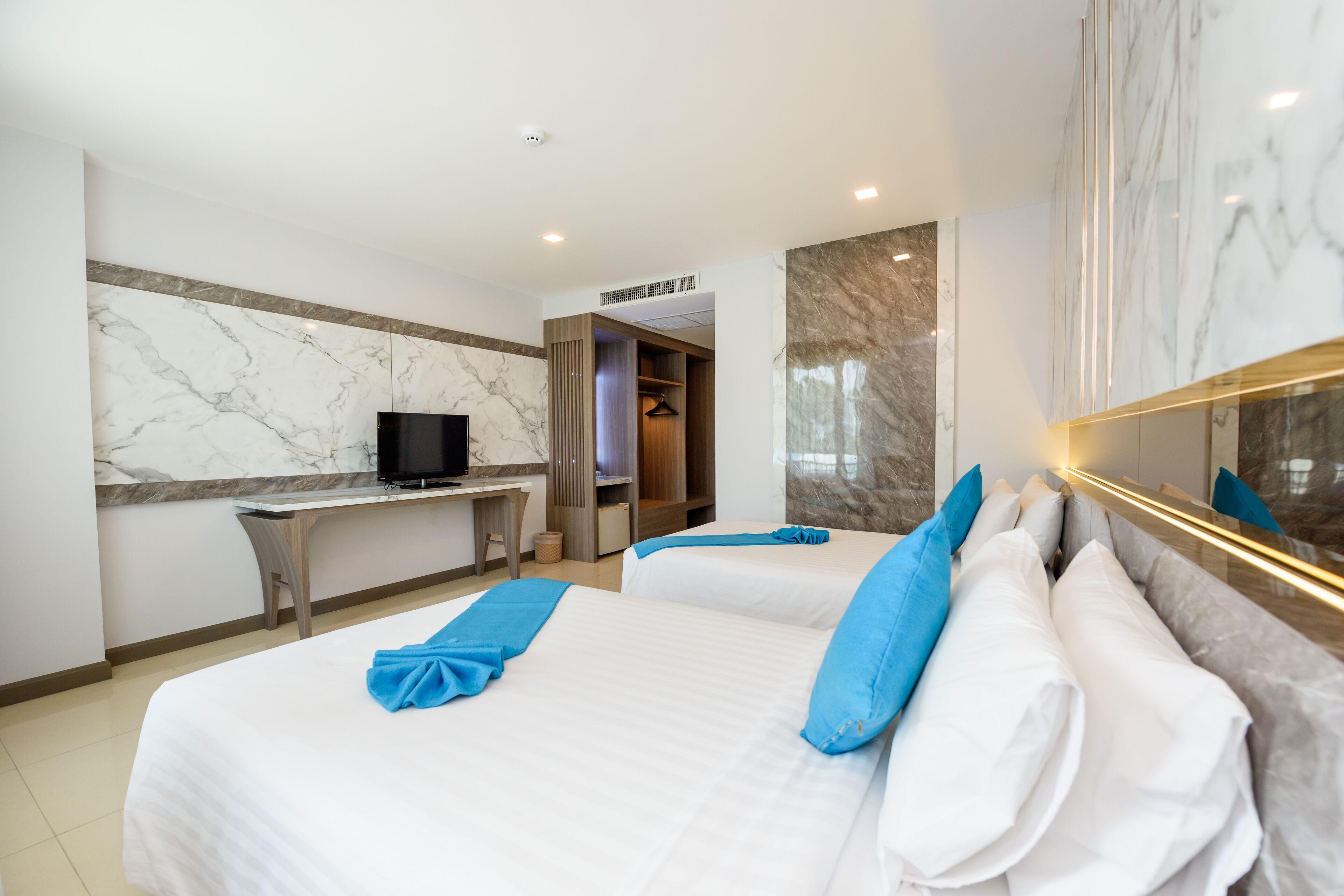 Crystal Palace Luxury Hotel Pattaya