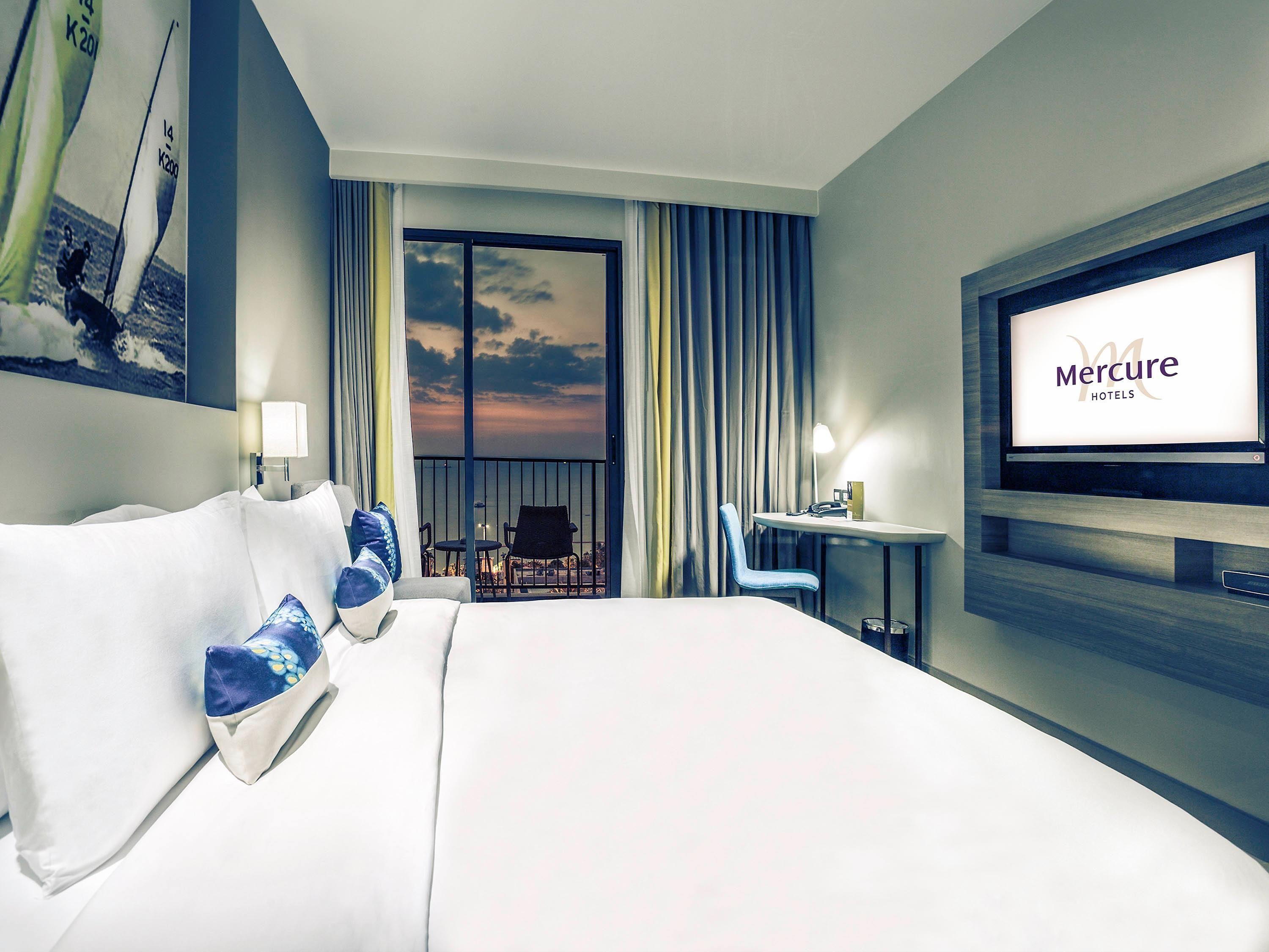 Mercure Ocean Hotel 4*