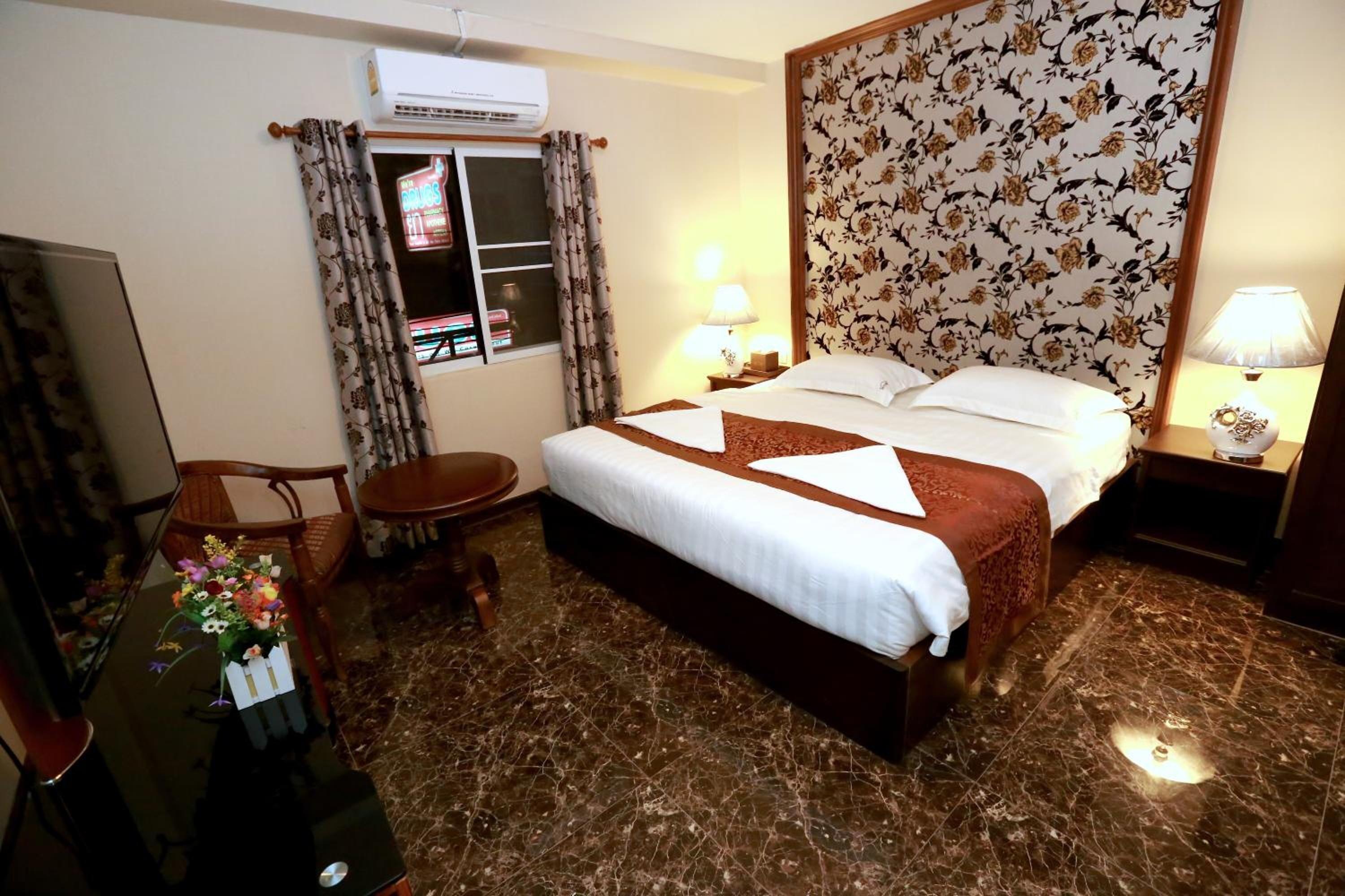 Inn Katesiree House Pattaya