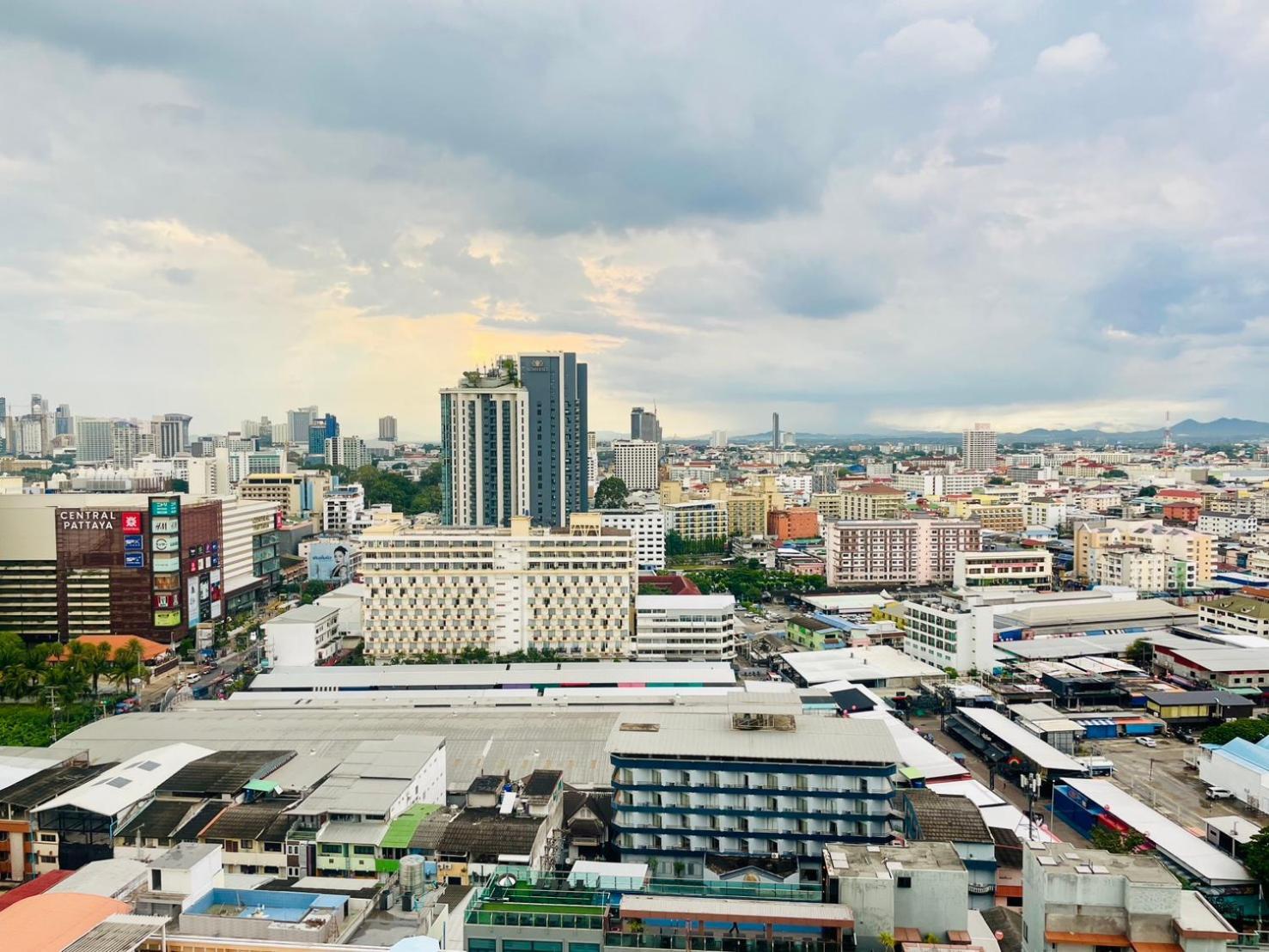 The Base 1006 By Numam Pattaya