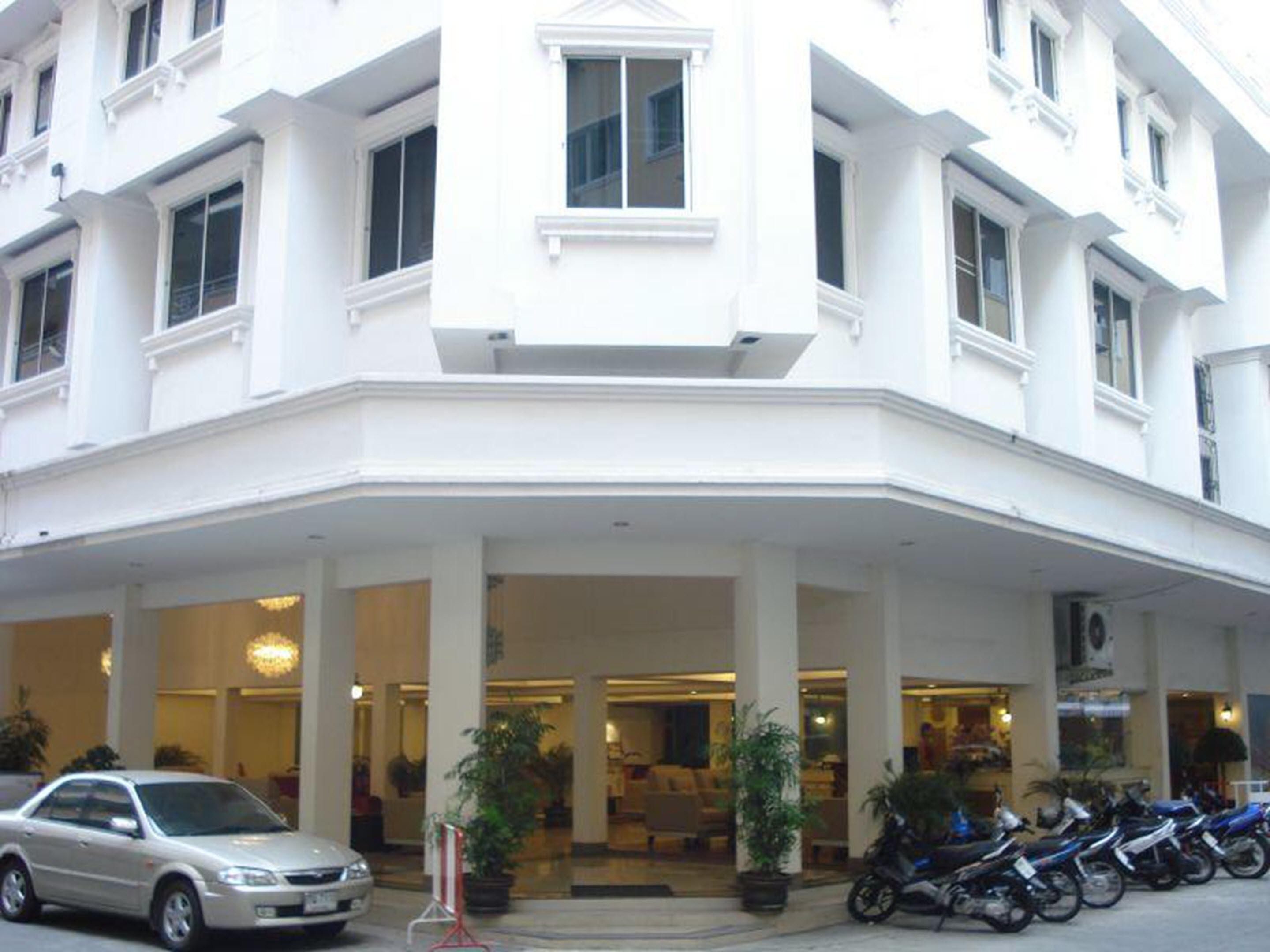 Aparthotel Lk Mansion 3*
