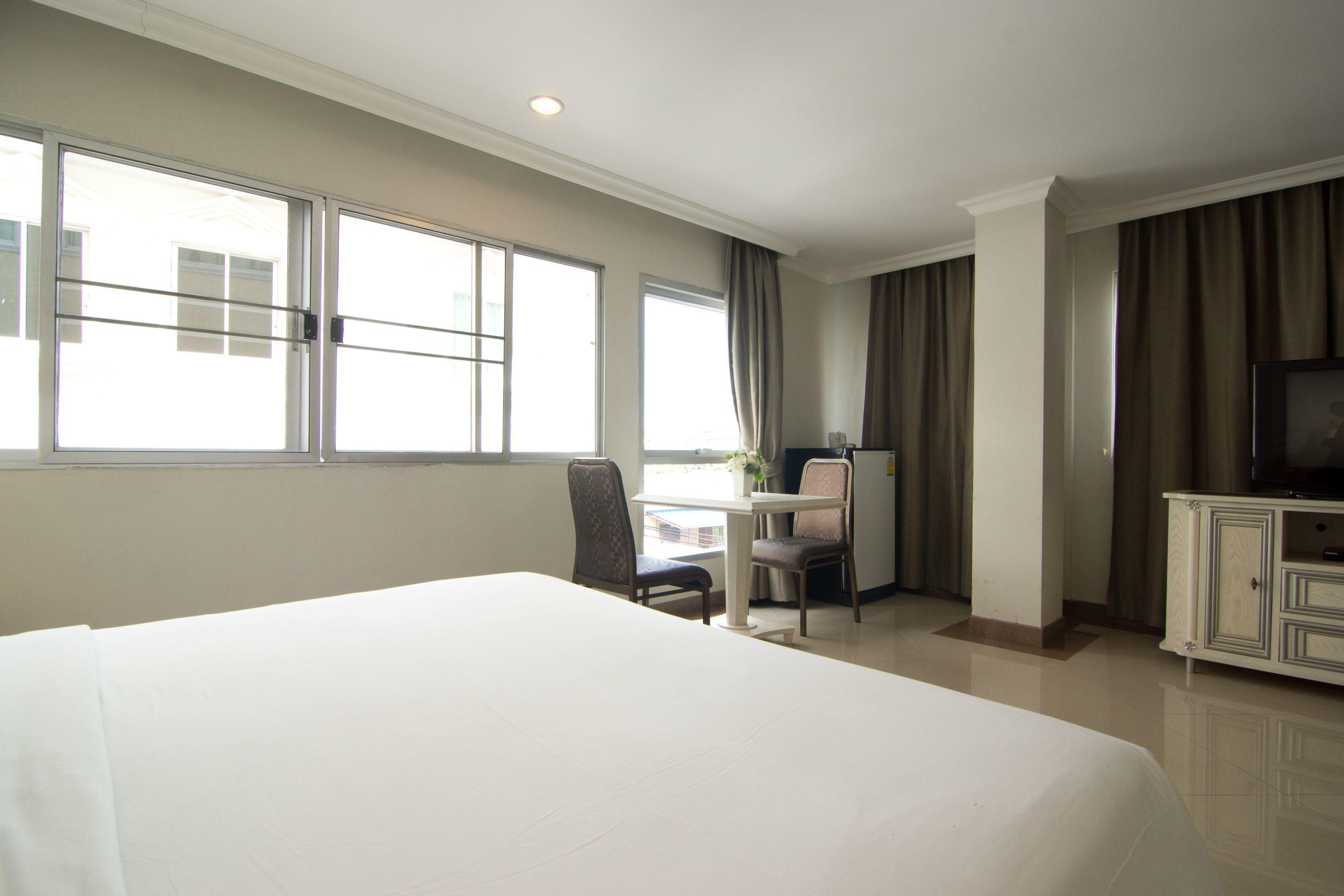 Lk Mansion Aparthotel 3*