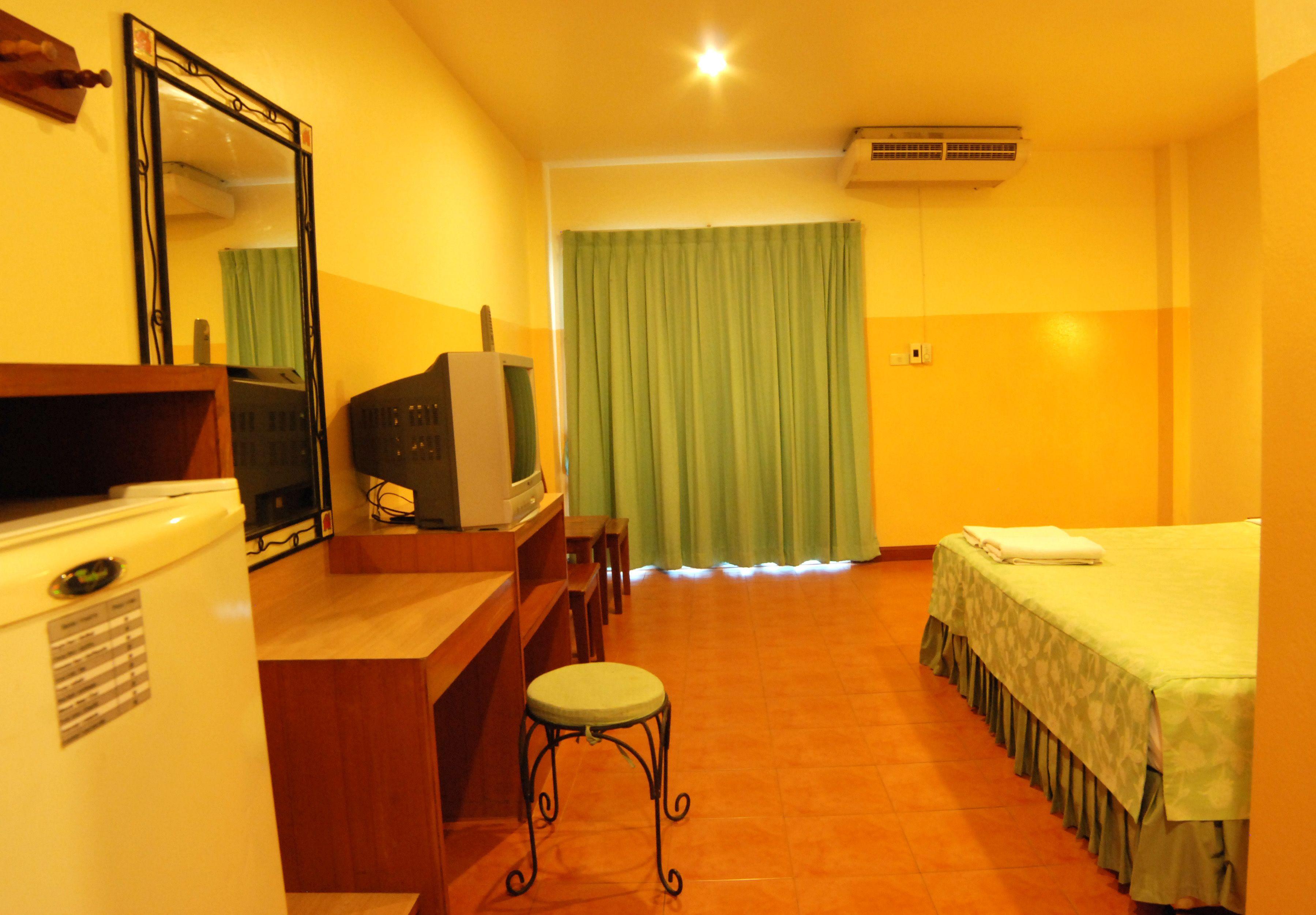 Hotel Opey De Place Pattaya