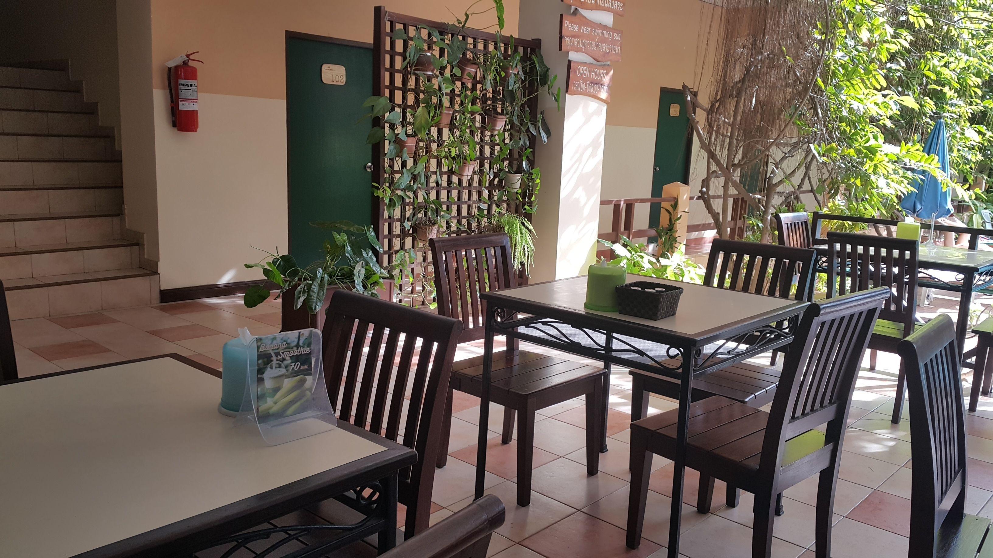 Hotel Opey De Place Pattaya