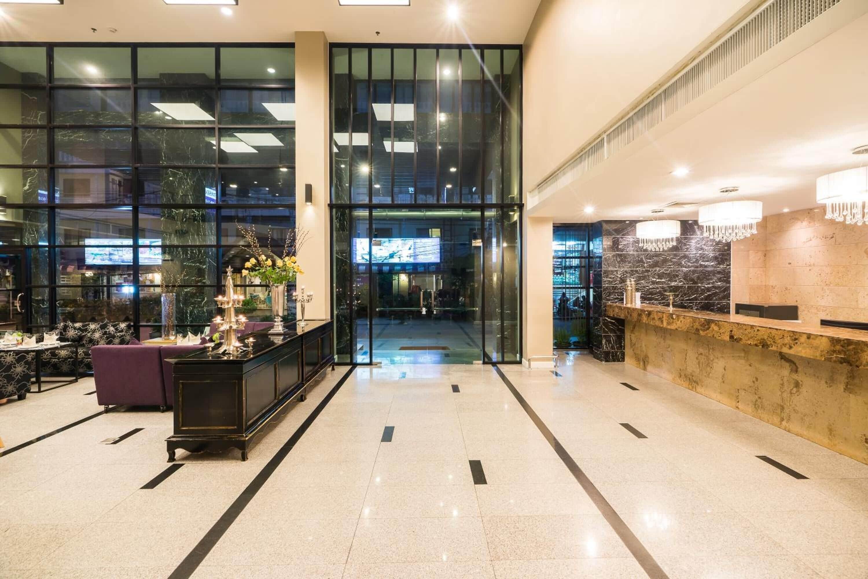 Sea Me Spring Tree Hotel (Adults Only) Hotel