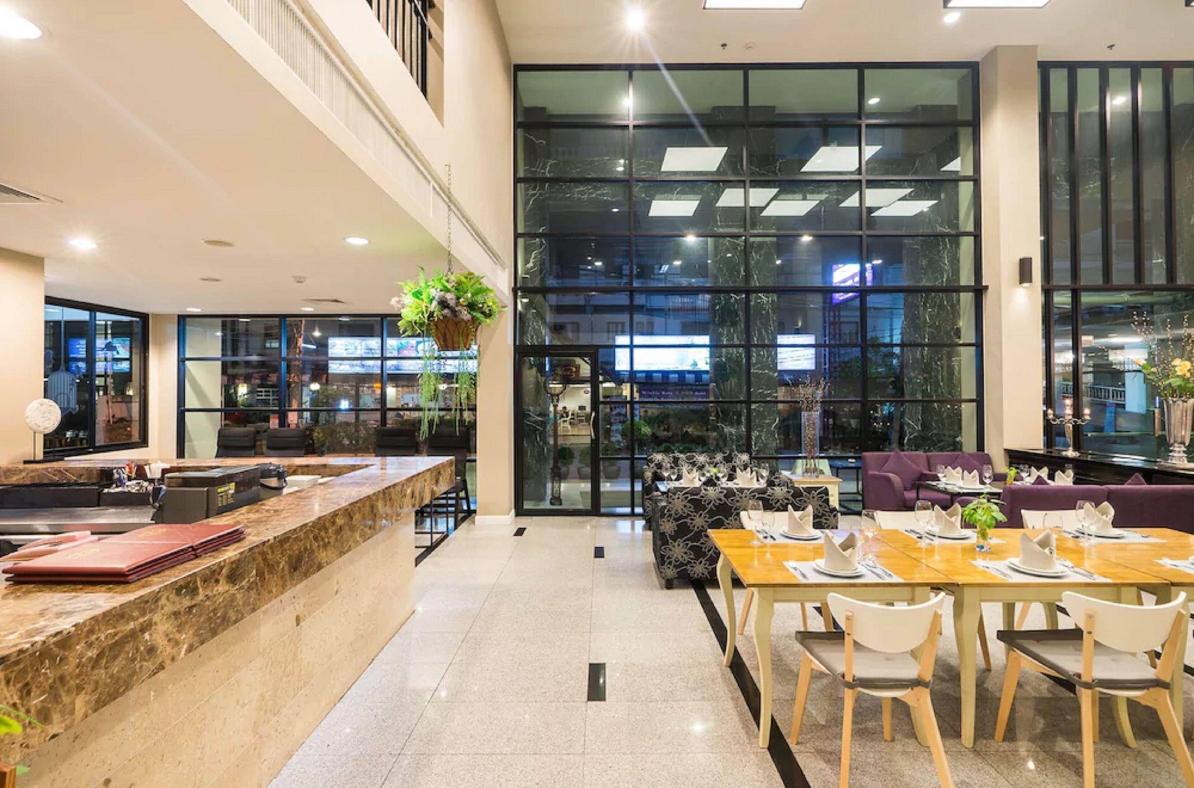 Sea Me Spring Tree Hotel (Adults Only) Hotel