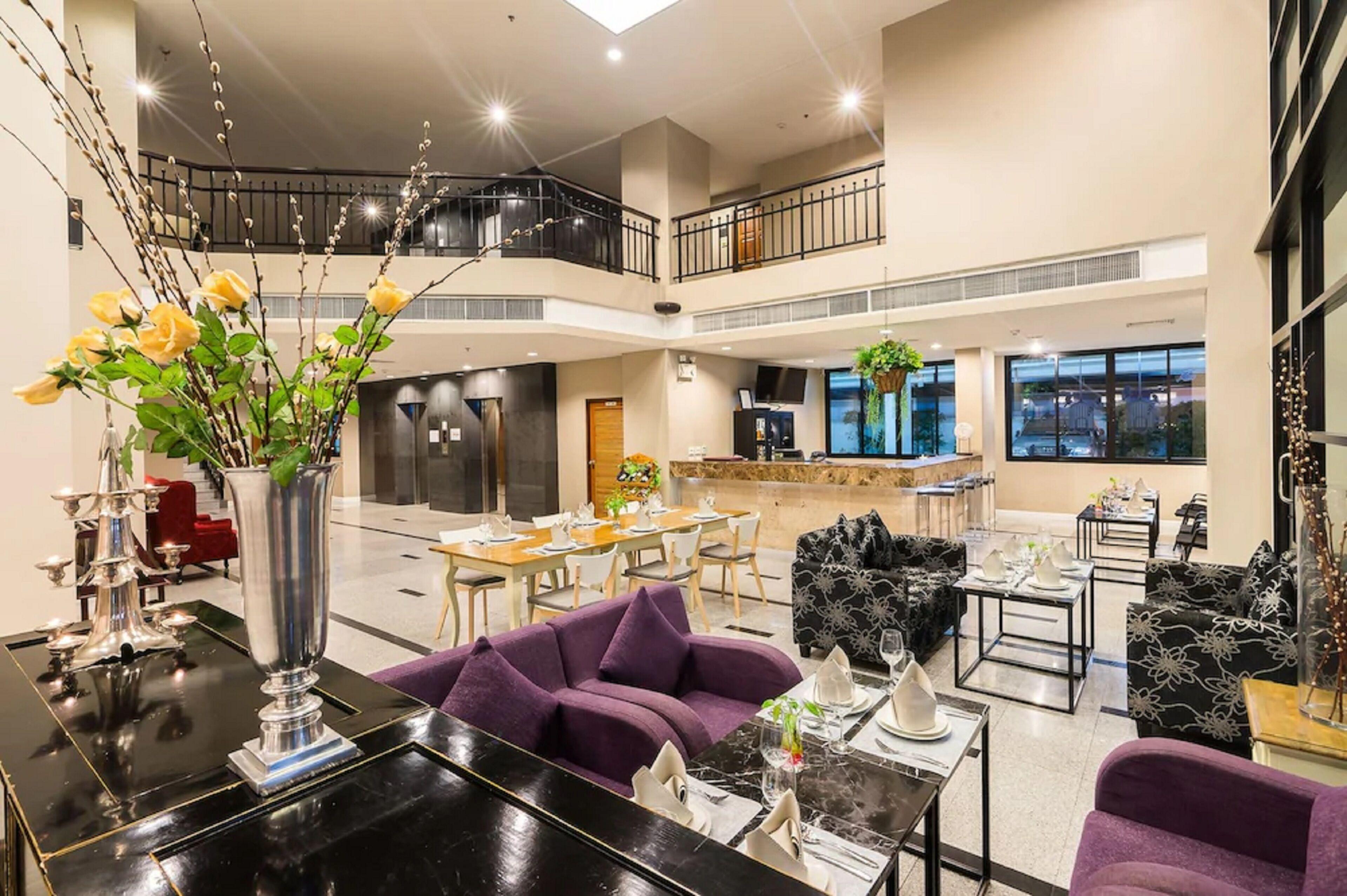 Sea Me Spring Tree Hotel (Adults Only)